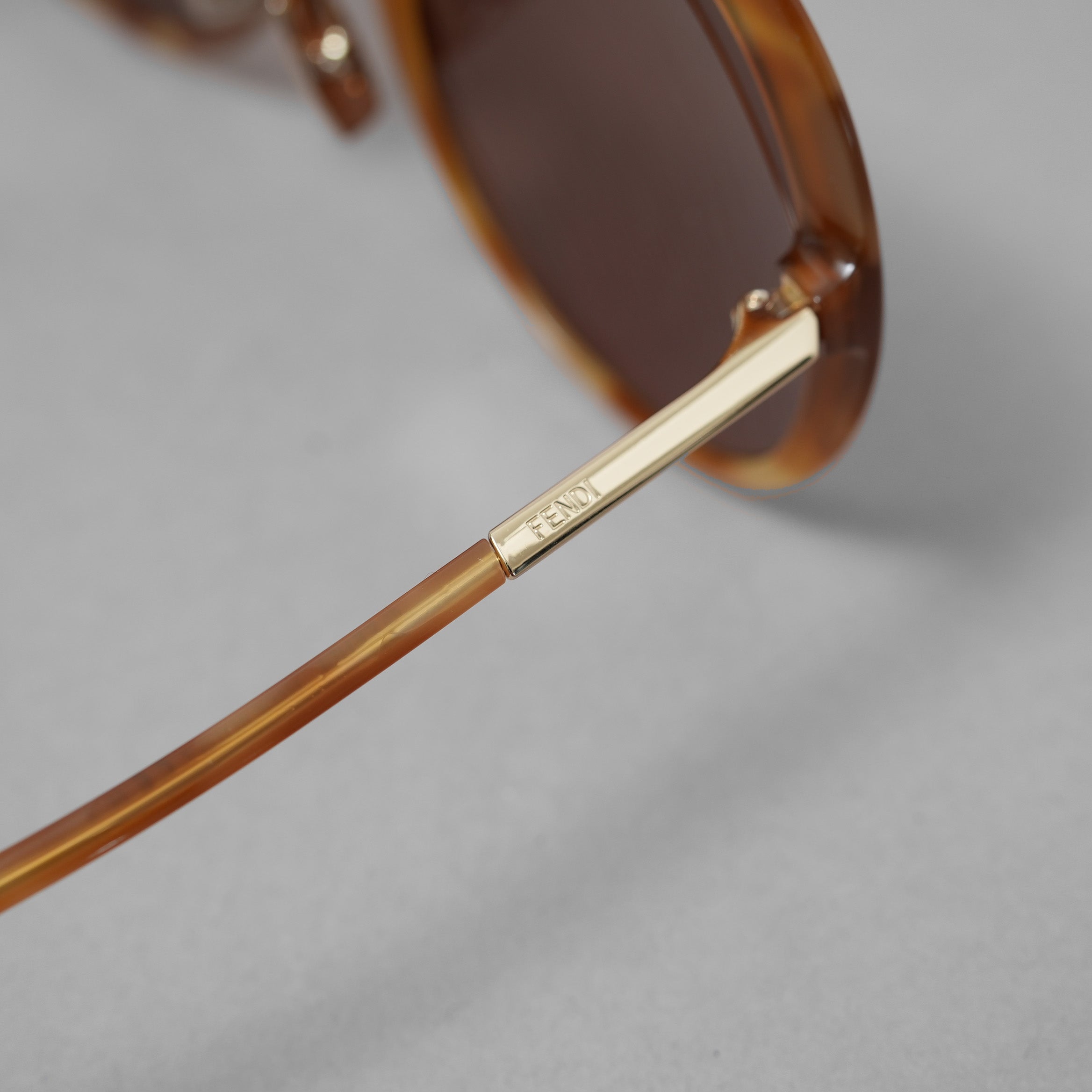 FENDI フェンディ / 21年 美品 Brown Round Sunglasses オーバーサイズラウンド サングラス アクセサリー / FF 0430S / BROWN レディース