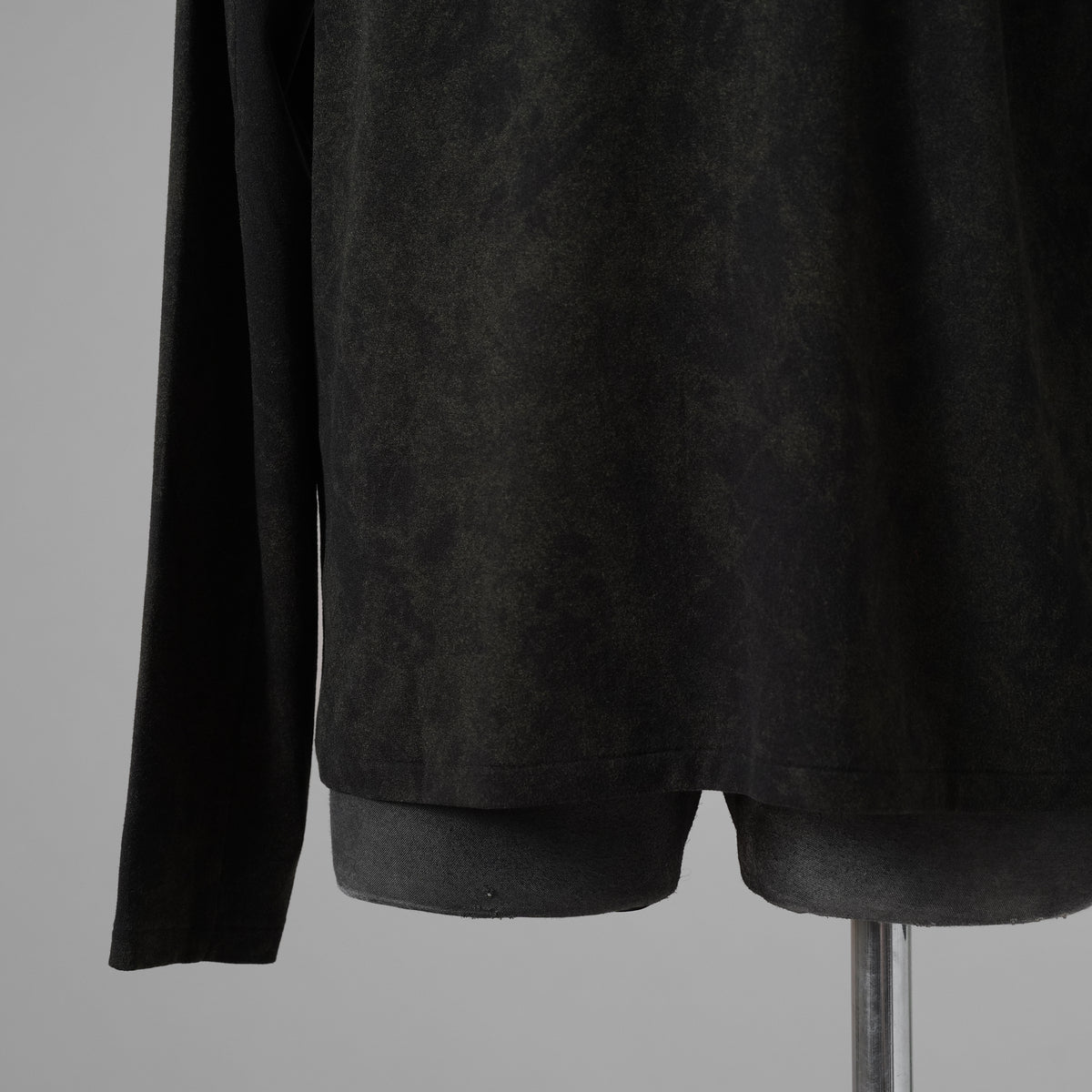 bajra バジュラ / 美品 23AW ミップストレッチ スェード プリントプルオーバー 長袖Tシャツ / 158UK18 / size 3 (BLACK) 352186-in-ue