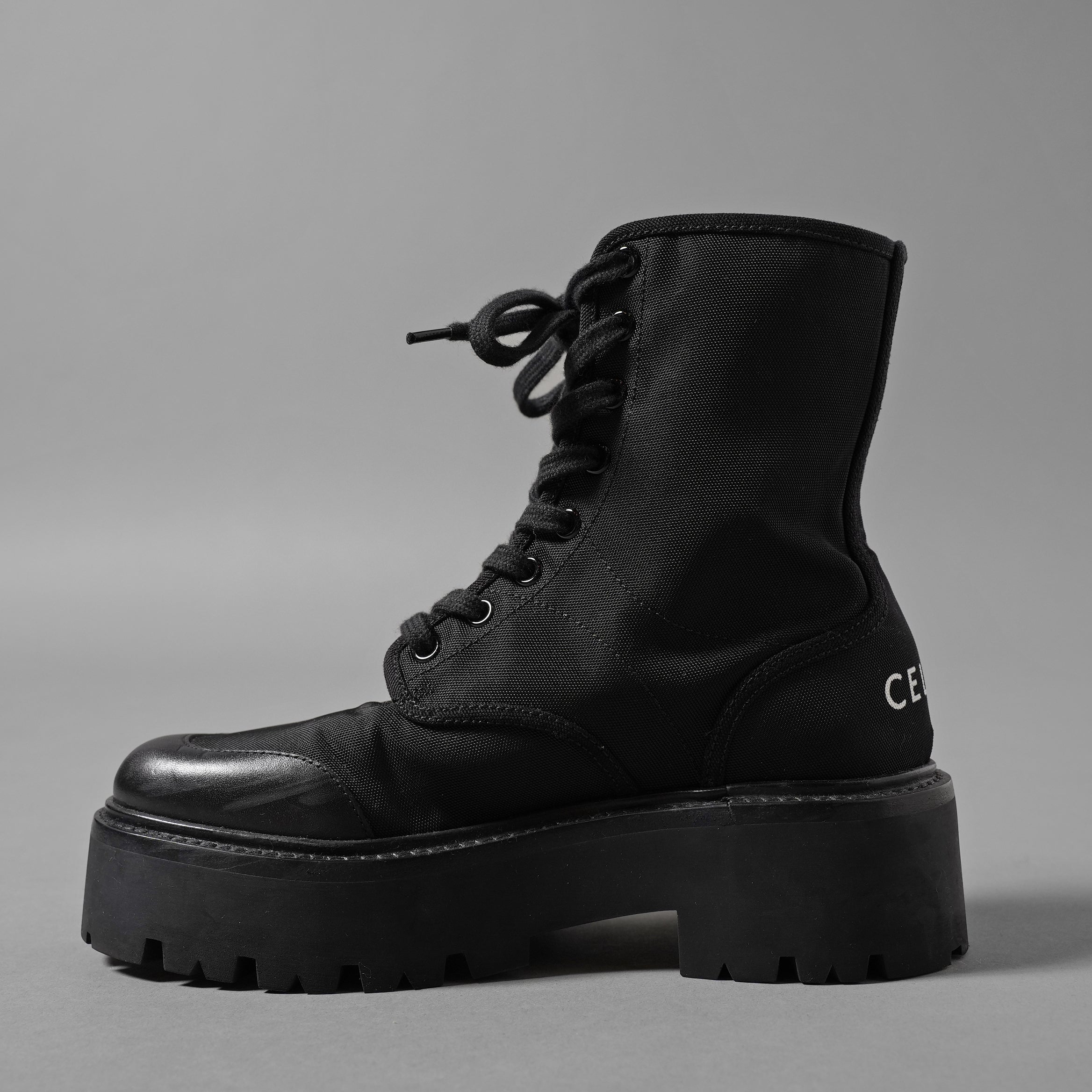 CELINE セリーヌ / 美品 トリオンフ バルキー レースアップブーツ ナイロン＆シャイニーブル / size 36 (23cm) BLACK レディース シューズ