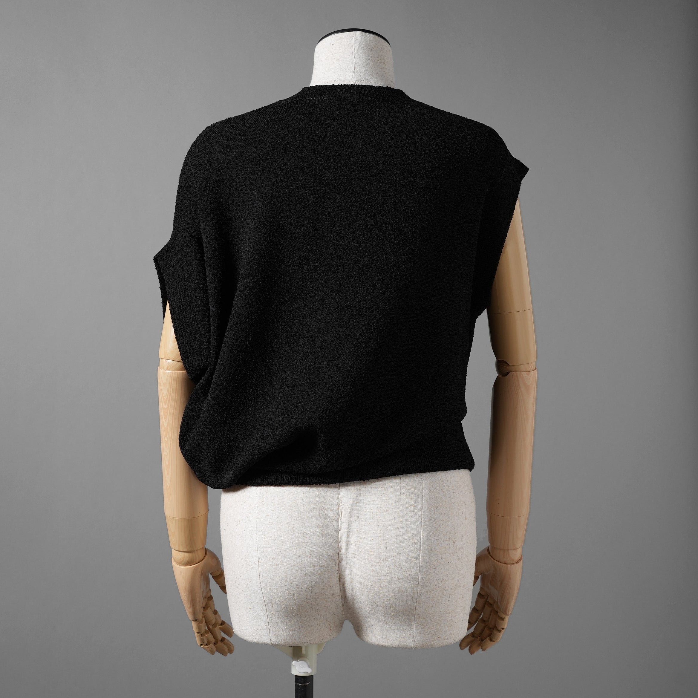 FENDI フェンディ / 25SS 美品 アシンメトリー ドレープセーター / サマーニット / キャップスリーブ / FZXB23 ARVB / size 40 (BLACK) レディース