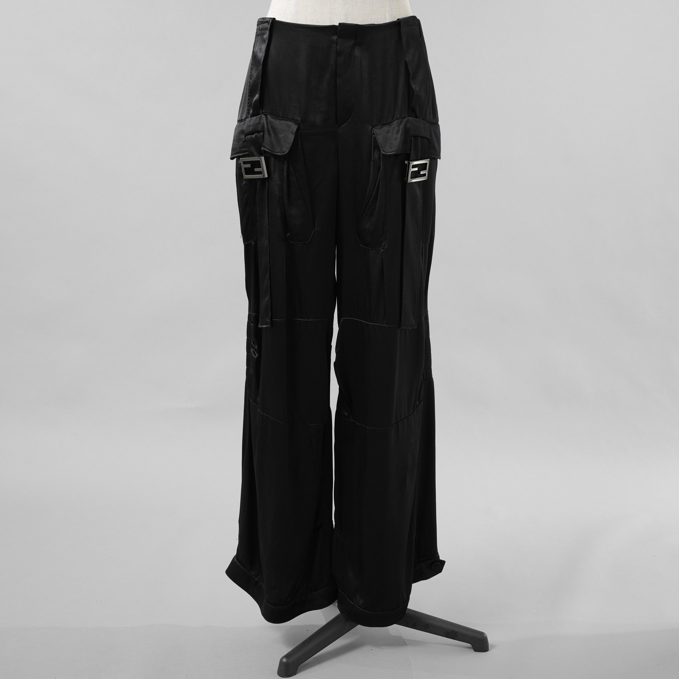 FENDI フェンディ / 美品 23SS FFバゲットバックル ビスコース ロングカーゴパンツ パンツ/ FR6478 ANQ9 / size 40 (BLACK) レディース