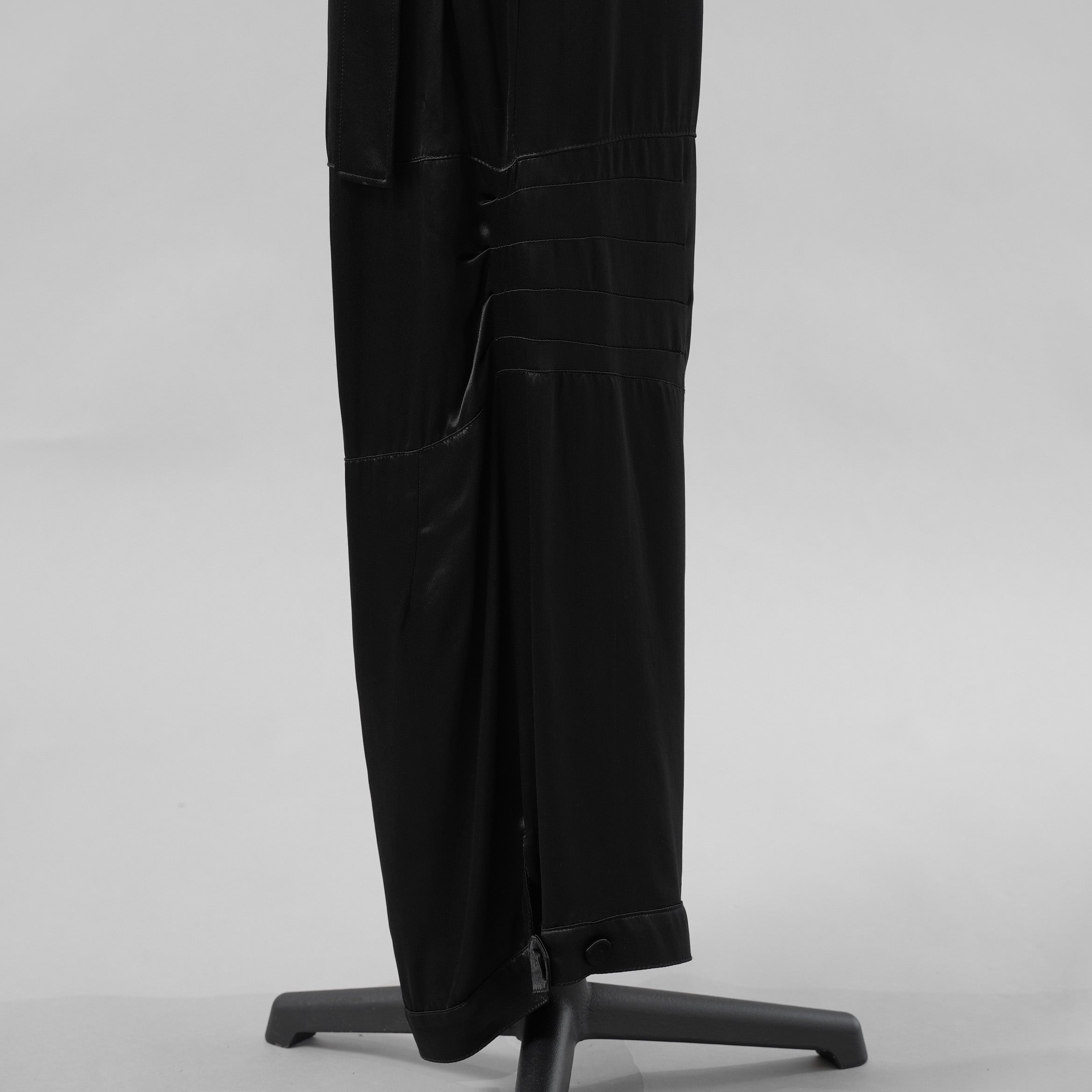 FENDI フェンディ / 美品 23SS FFバゲットバックル ビスコース ロングカーゴパンツ パンツ/ FR6478 ANQ9 / size 40 (BLACK) レディース
