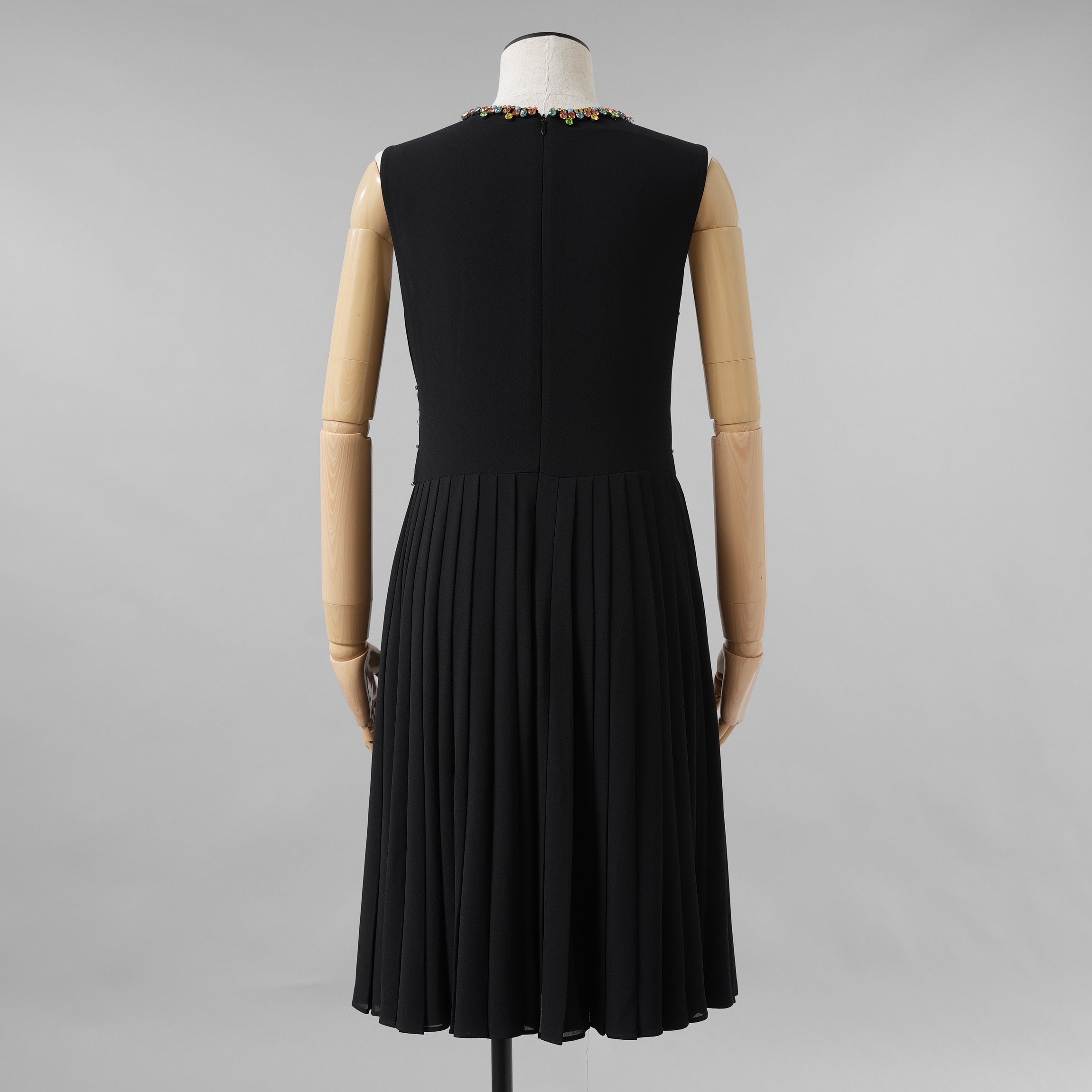 RED VALENTINO レッド ヴァレンティノ / 美品 19AW プリーツ シフォン ジュエル ドレス ワンピース / SR3VA03G 4CB / size 40 (BLACK) レディース