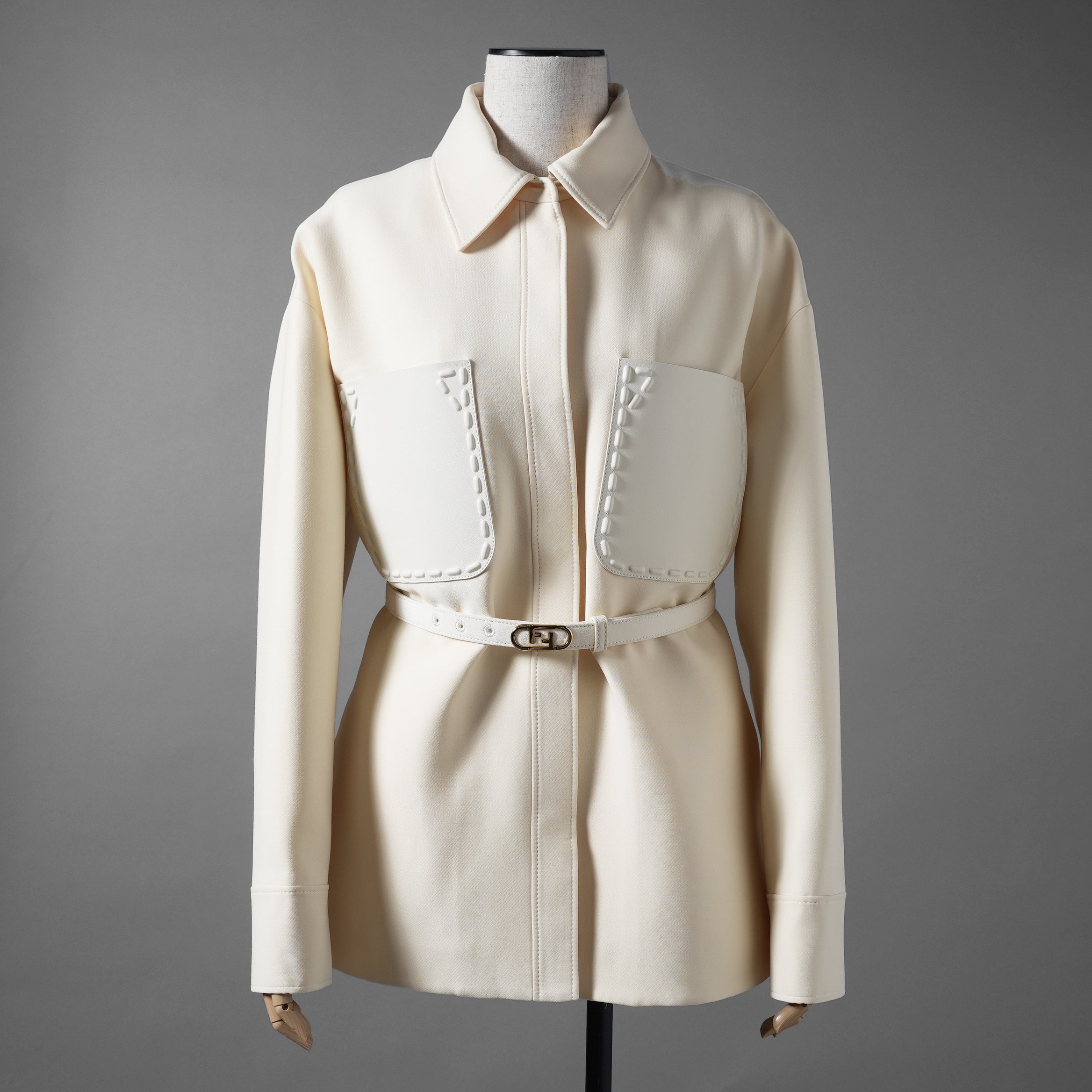 FENDI フェンディ / 24AW 美品 ウールシルク ベルト付 シャツ ジャケット / FJ7262 AC4G / size 38 (IVORY) レディース