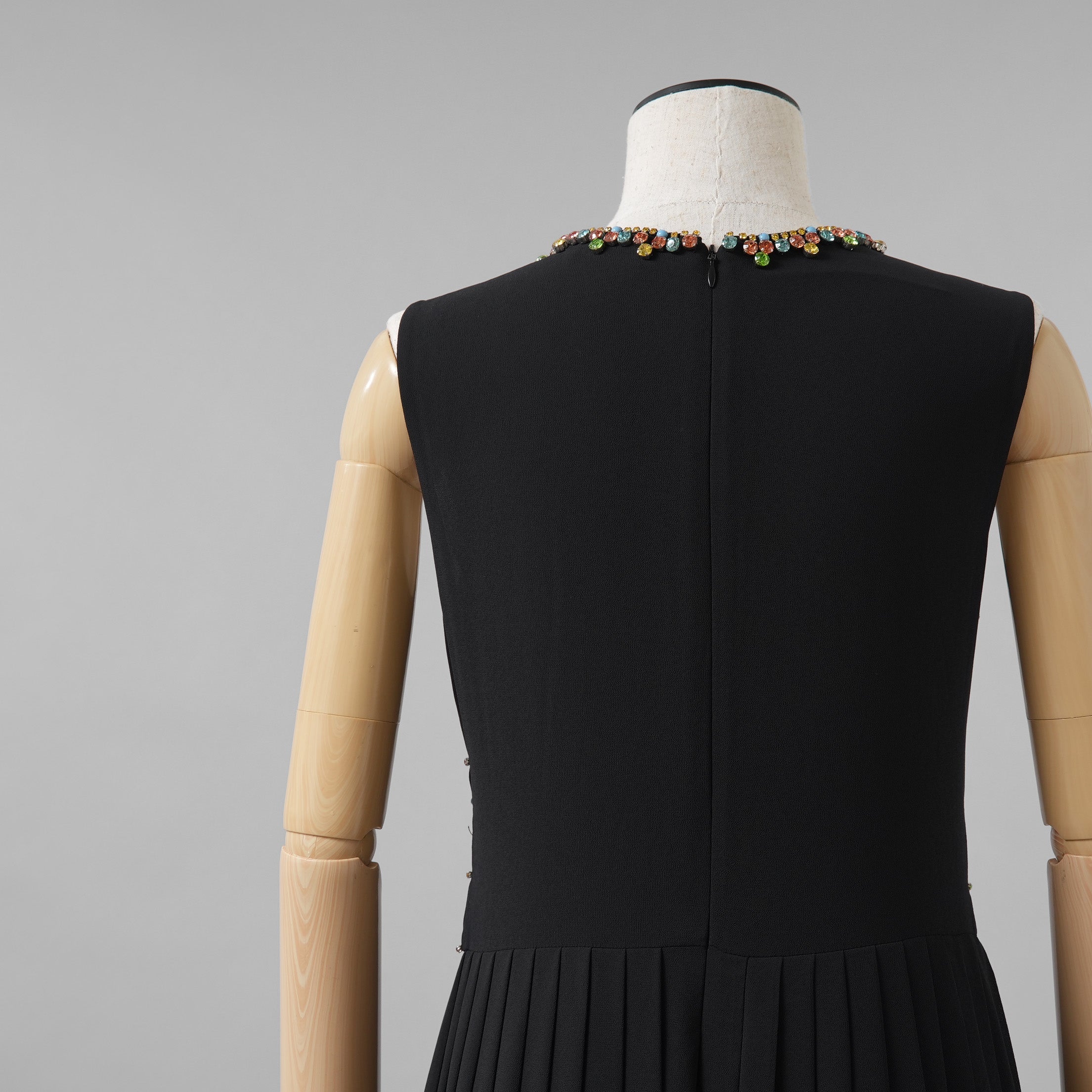 RED VALENTINO レッド ヴァレンティノ / 美品 19AW プリーツ シフォン ジュエル ドレス ワンピース / SR3VA03G 4CB / size 40 (BLACK) レディース