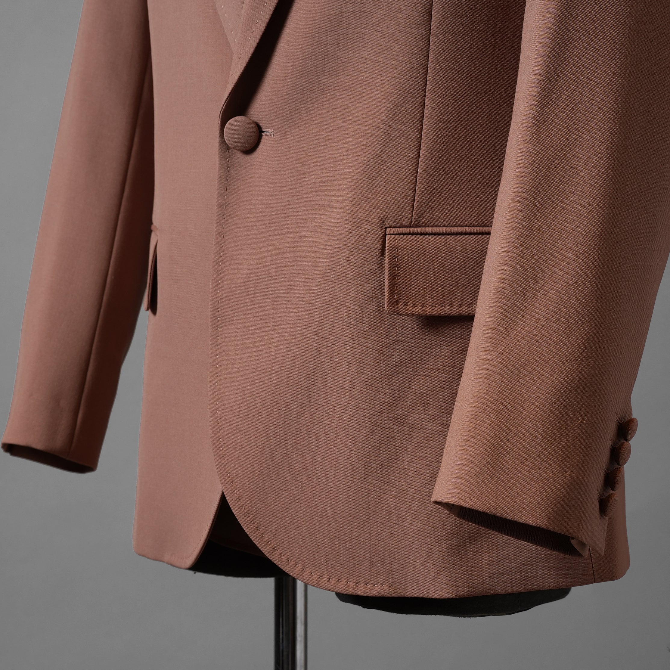 Maison Valentino ヴァレンティノ ガラヴァーニ / 美品 23SS Single-Breasted Wool Jacket Tailoring Label and Chiffon Inner Bib / シングルジャケット / 2V0CE3668EJ-LC0 / size 46 (LIGHT BROWN)