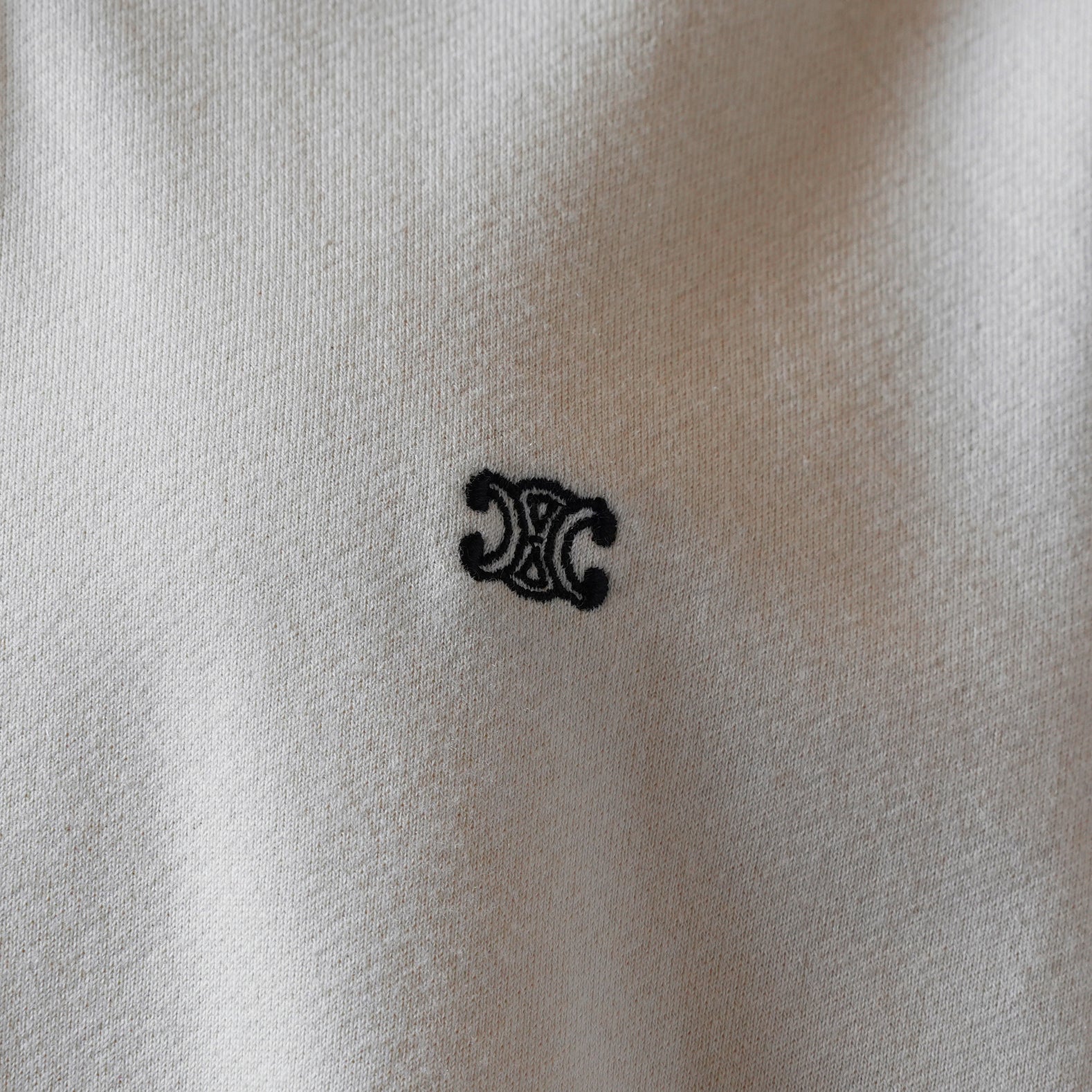 CELINE セリーヌ / 22SS 美品 トリオンフ ルーズフーディー コットンカシミア / パーカー / 2Y377450I / size L (IVORY) ユニセックス