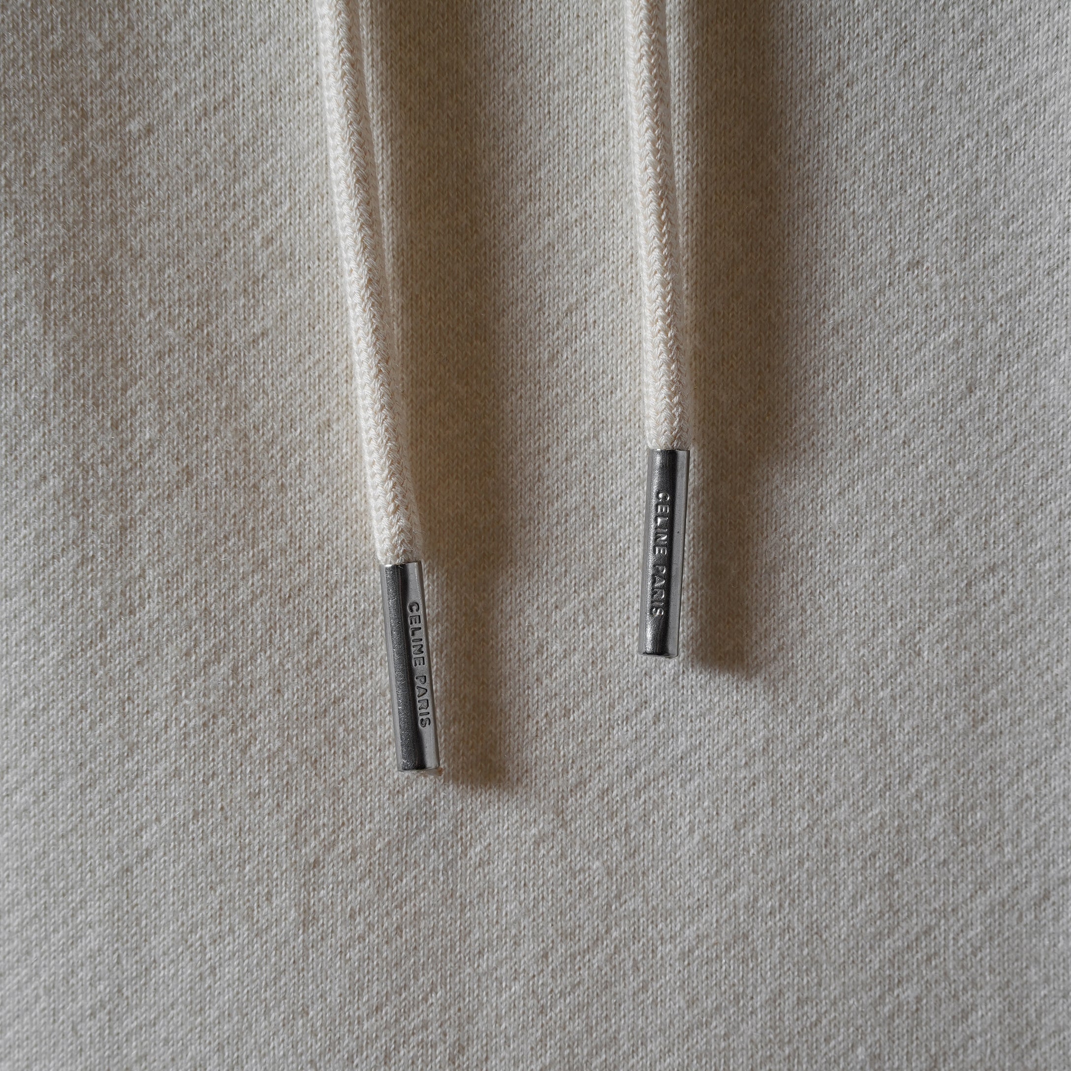 CELINE セリーヌ / 22SS 美品 トリオンフ ルーズフーディー コットンカシミア / パーカー / 2Y377450I / size L (IVORY) ユニセックス