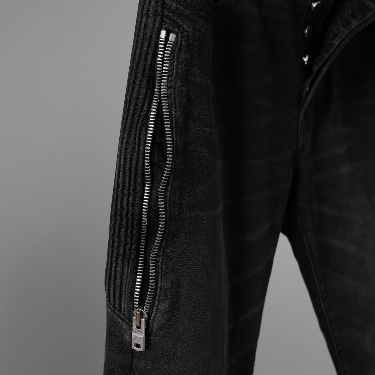 AMIRI アミリ / 美品 Half Track 蛇腹 デニム パンツ / size 29 (BLACK) 352199-in-ue