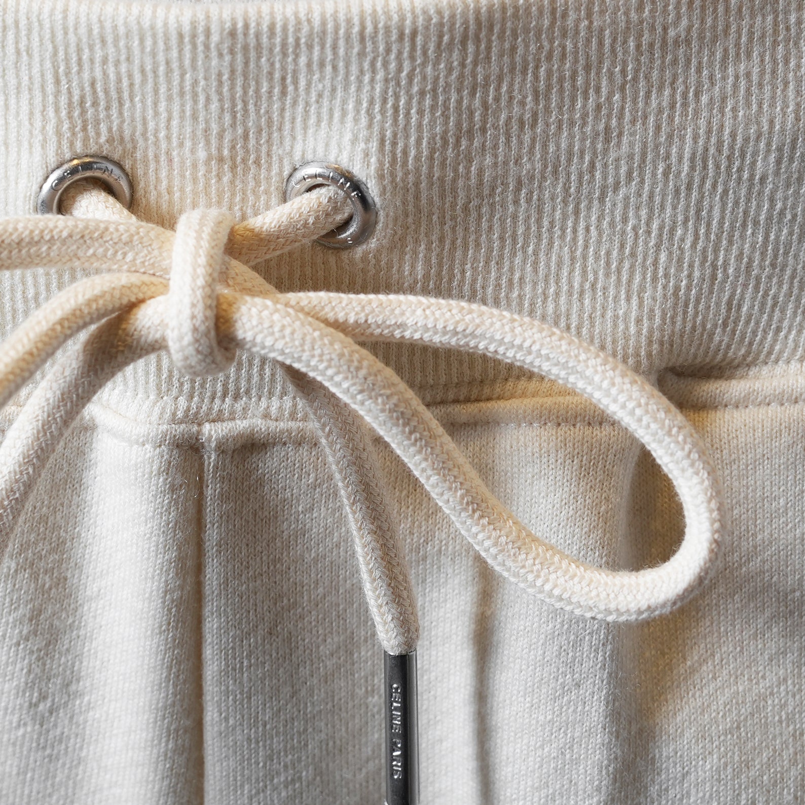 CELINE セリーヌ / 22SS 美品トリオンフ ロゴ スウェット ショートパンツ コットンカシミア / 2Z057450I / size M (IVORY) ユニセックス