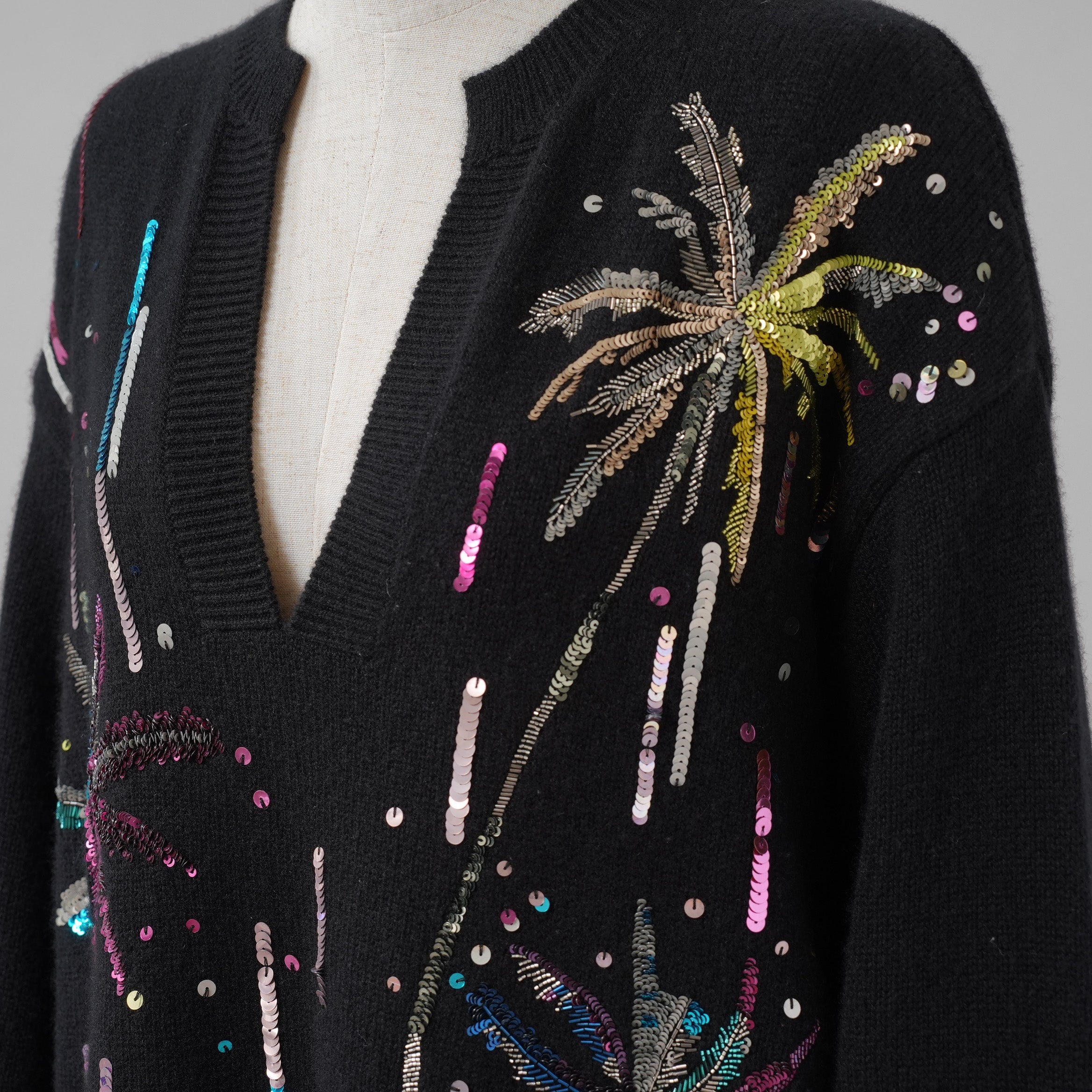 Valentino ヴァレンティノ / 美品 17年リゾートコレクション Sequin Cashmere Sweater in Nero スパンコール装飾 カシミヤ セーター  ニット / 2B3KC42U7MJ / size XS (BLACK) レディース