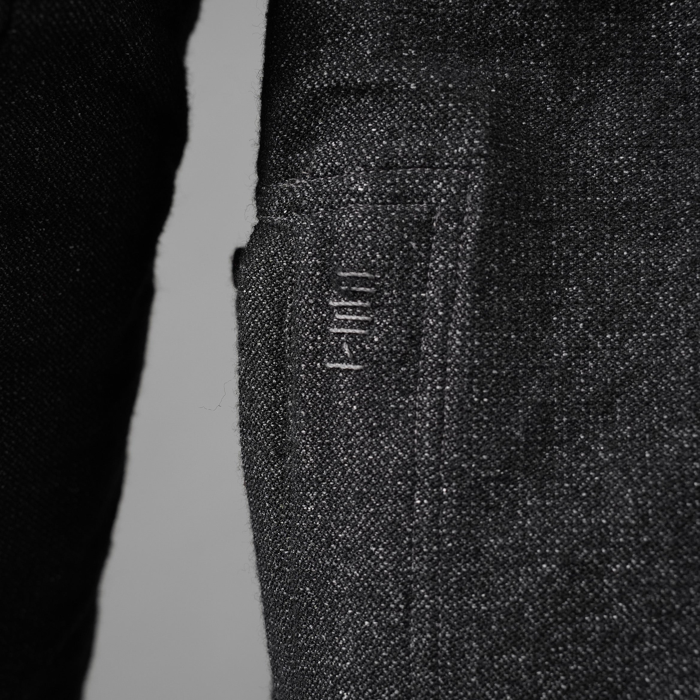 taichi murakami タイチ ムラカミ / 24AW 美品  “COIN” HOODED COAT テープシーム リバーシブルフーデッドコート / 4839 / size 6 (WASHED BLACK)