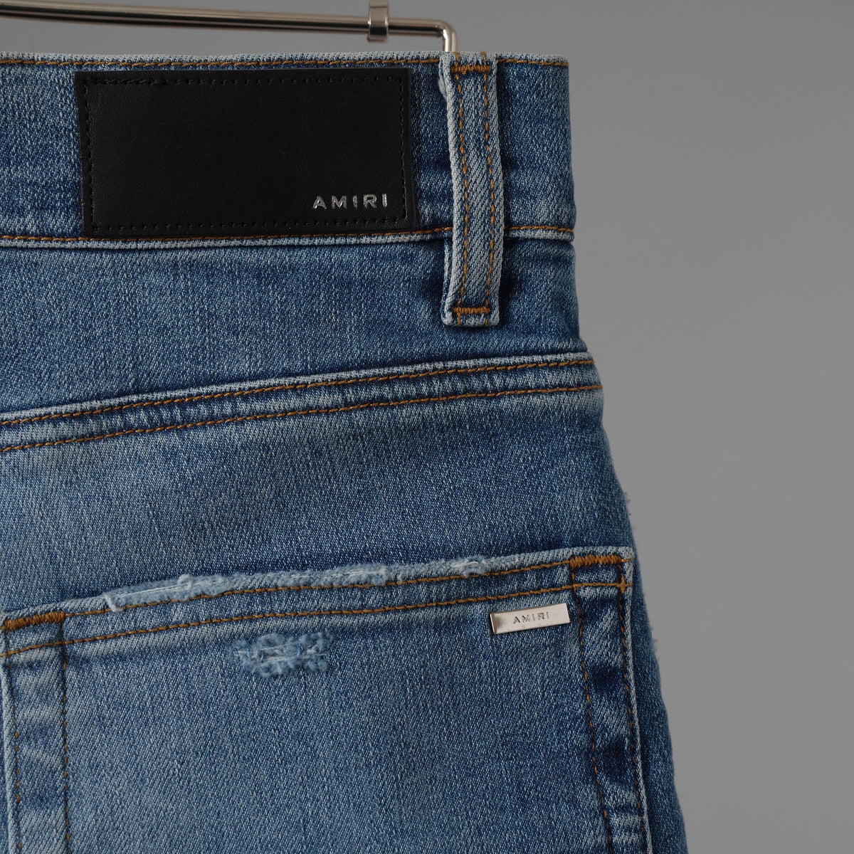 AMIRI アミリ / 美品 stack jean denim スキニー ストレッチデニム パンツ / 02-231-41-000043 / size 29 (INDIGO) 352205-in-ue