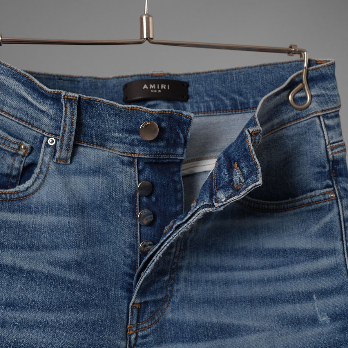 AMIRI アミリ / 美品 stack jean denim スキニー ストレッチデニム パンツ / 02-231-41-000043 / size 29 (INDIGO) 352205-in-ue