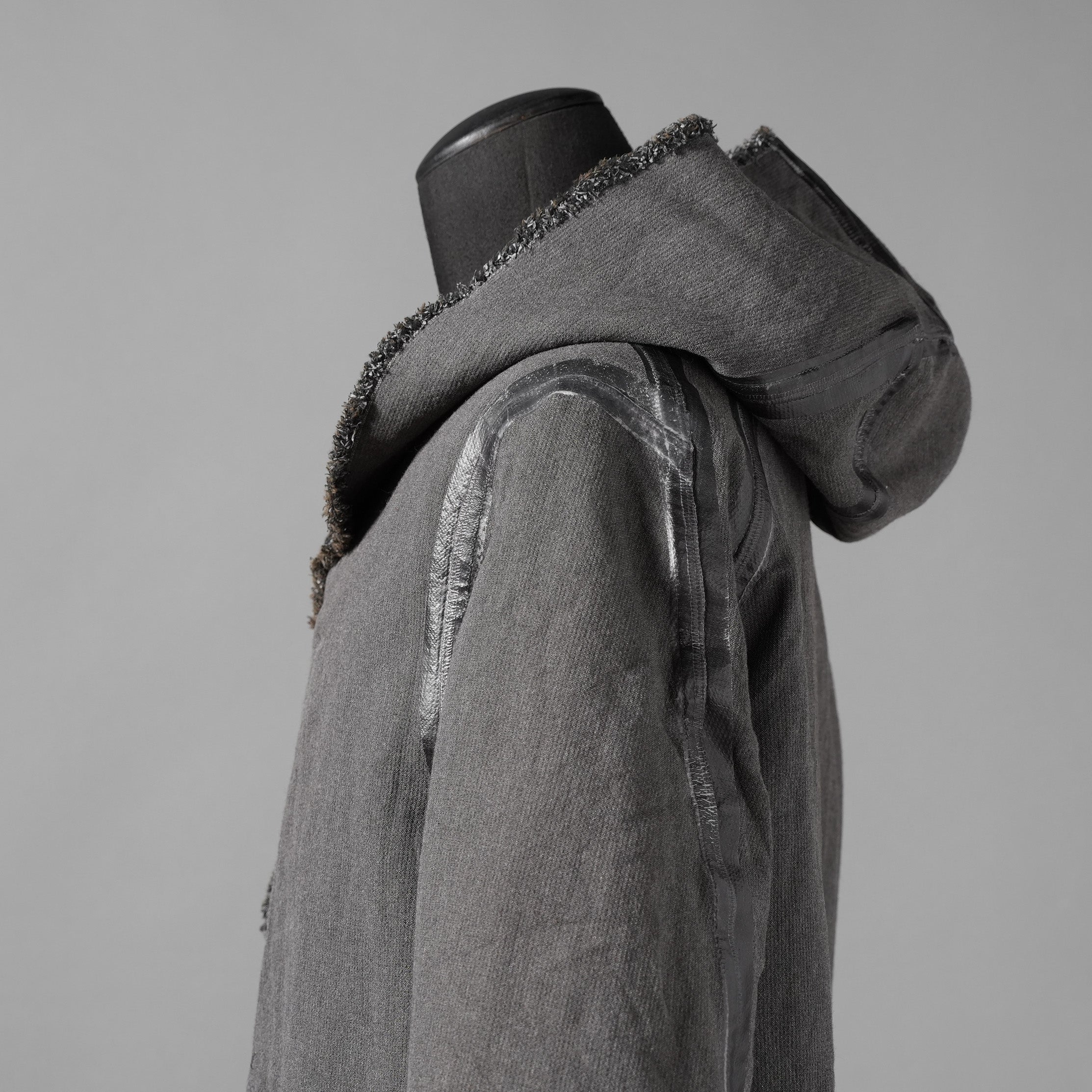taichi murakami タイチ ムラカミ / 24AW 美品  “COIN” HOODED COAT テープシーム リバーシブルフーデッドコート / 4839 / size 6 (WASHED BLACK)
