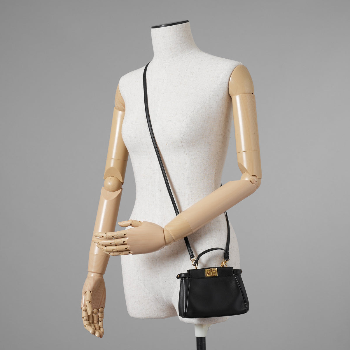 FENDI フェンディ / 美品 15SS マイクロ ピーカブー MICRO PEEKABOO 2WAY バッグ / 01769148 / BLACK レディース 352200-izm