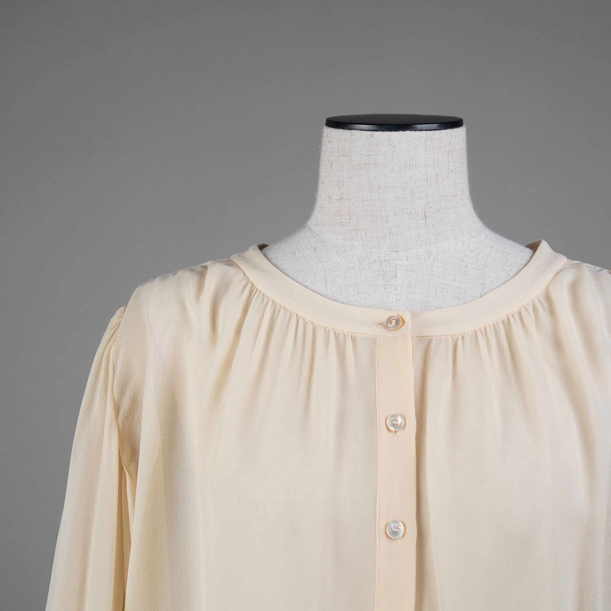 CELINE セリーヌ / 21SS 美品 Folk Tunic in Silk Georgette シルクジョーゼット チュニック / 長袖シャツ / 2B321856C / size 36 (ECRU) レディース