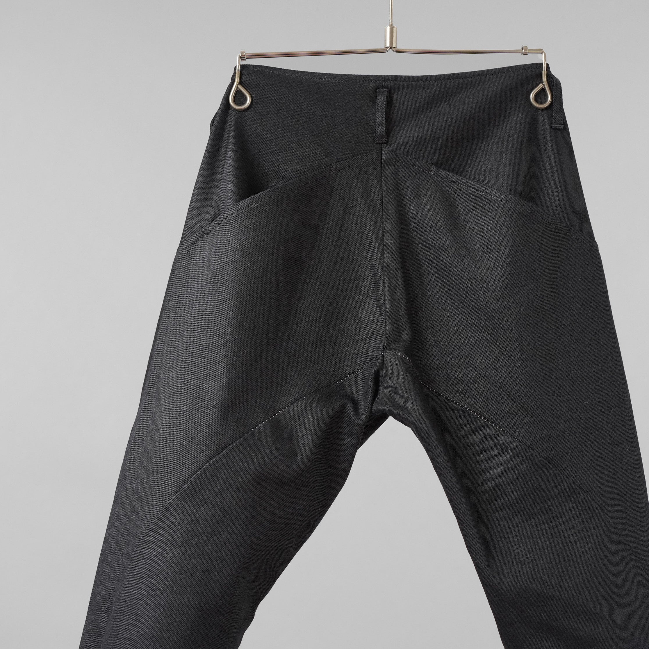 incarnation インカネーション / 美品 20SS DENIM LONG DARTS PANTS オーバーロック デニム パンツ / size S (BLACK)