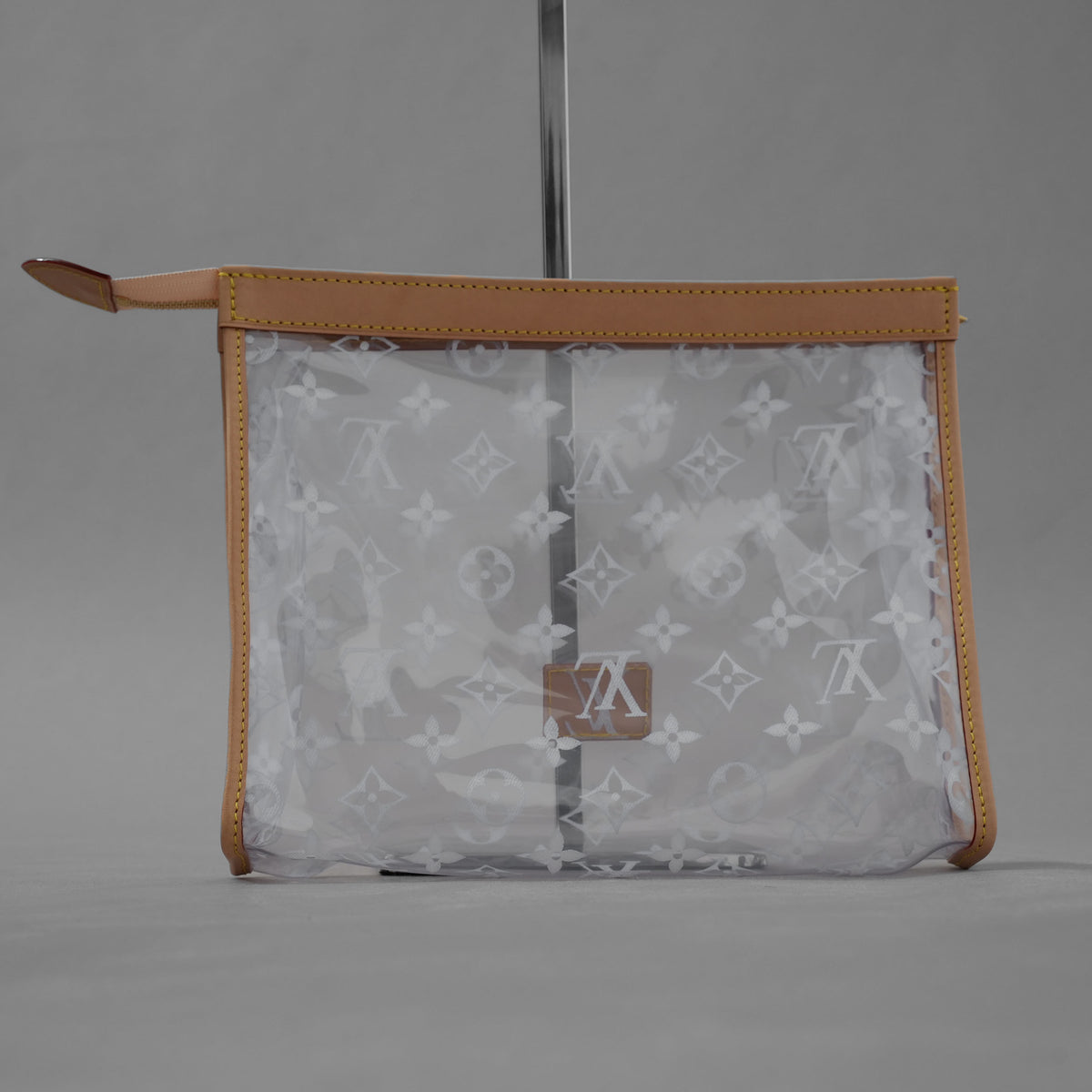 LOUIS VUITTON ルイ ヴィトン / 美品 24AW トリオ・ポッシュ・トワレ モノグラム ポーチ ３点セット バッグ アクセサリー / CRYSTAL  352201-izm