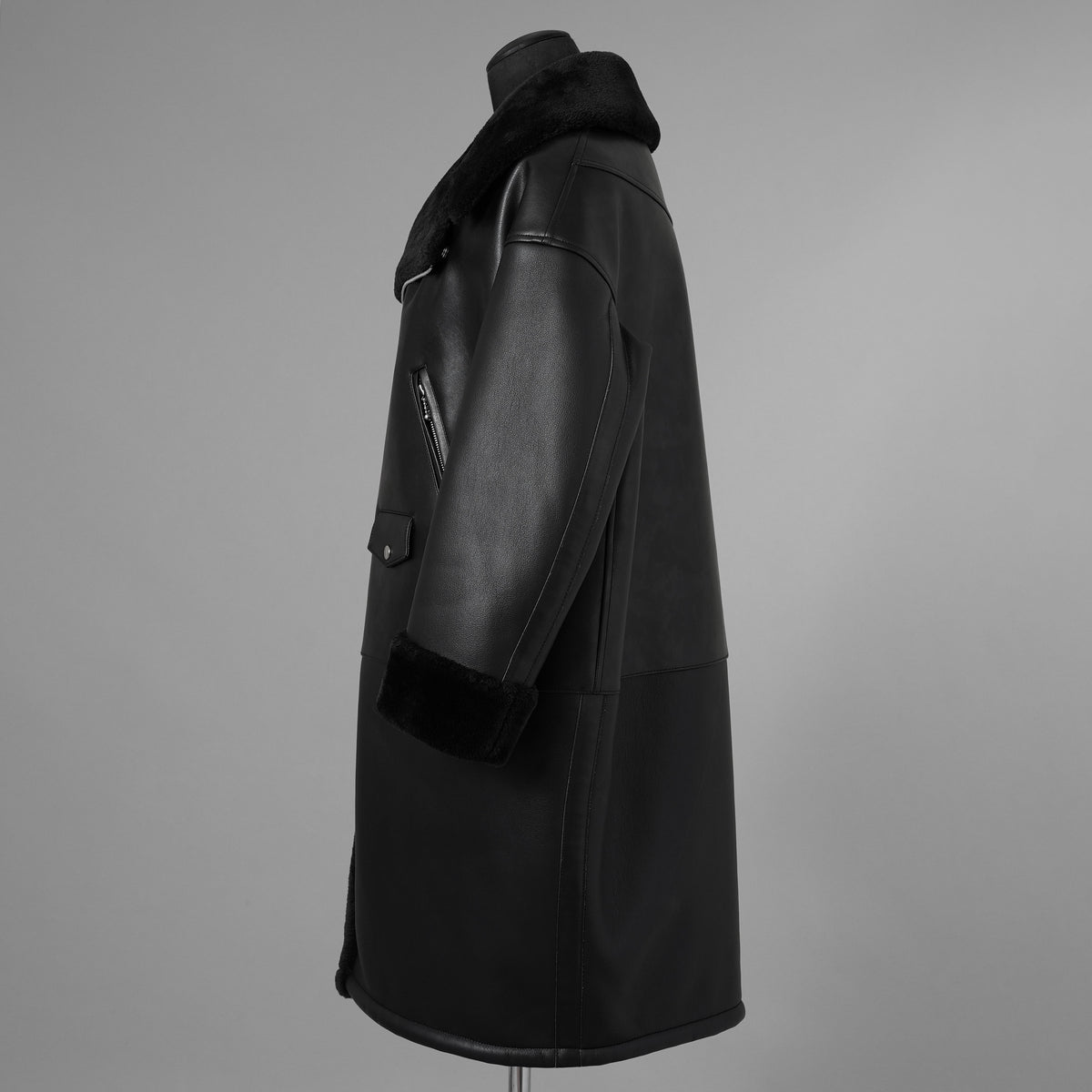 JUNYA WATANABE ジュンヤワタナベ / 25AW COMME des GARÇONS コムデギャルソン オーバーサイズ フェイクレザー ムートン コート / JP-C004 / size L (BLACK) ユニセックス 352210-in-ue