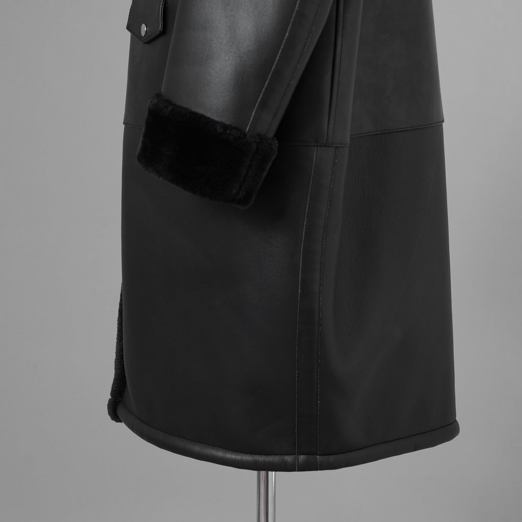 JUNYA WATANABE ジュンヤワタナベ / 25AW COMME des GARÇONS コムデギャルソン オーバーサイズ フェイクレザー ムートン コート / JP-C004 / size L (BLACK) ユニセックス 352210-in-ue