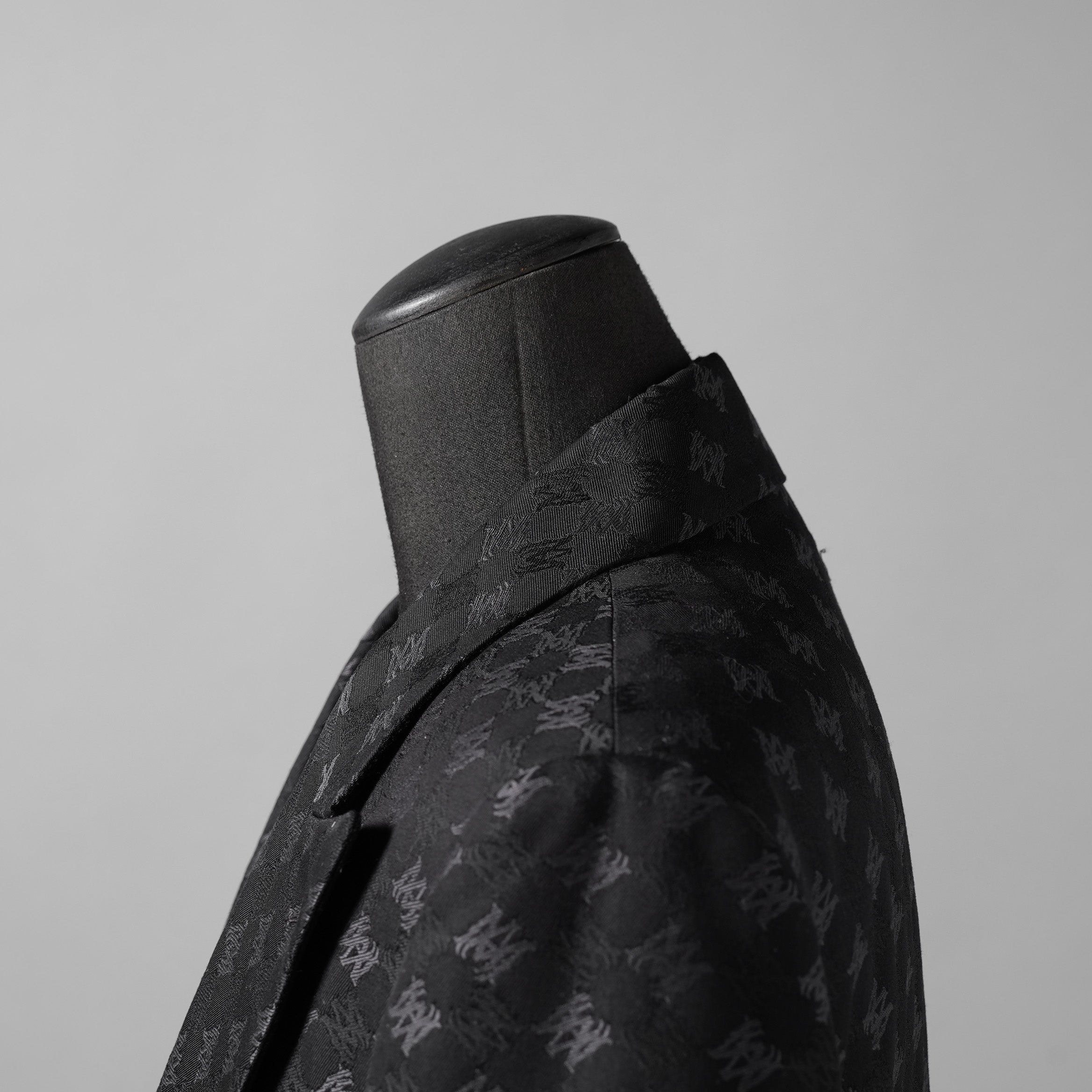 AMIRI アミリ / 25SS 美品  MA QUAD JACQUARD SB BLAZER / 総柄 ジャカード ジャケット / AMSUFJ1084 / size 48 (BLACK)