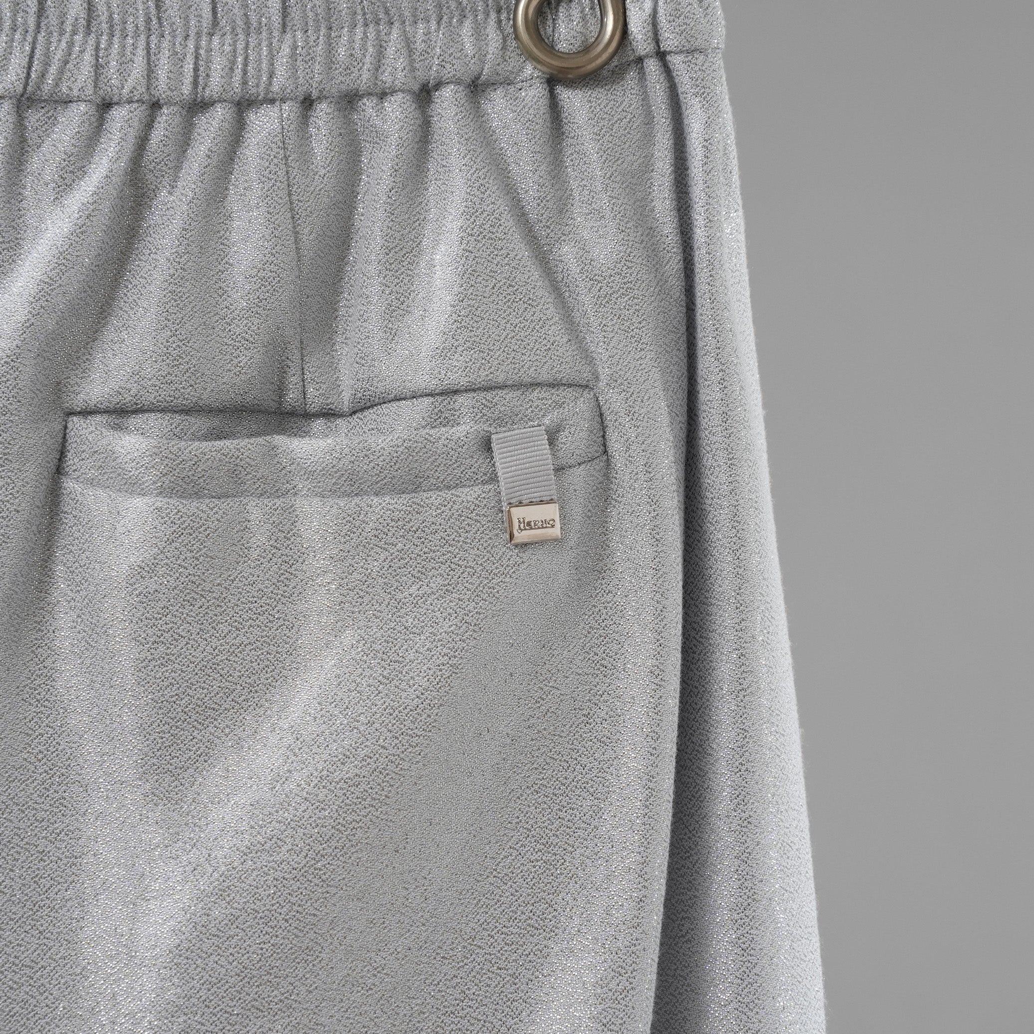 HERNO ヘルノ / 美品 24SS サテン ドローストリングショートパンツ パンツ / PI001879D -12614-9409 / size 40 (GRAY) レディース