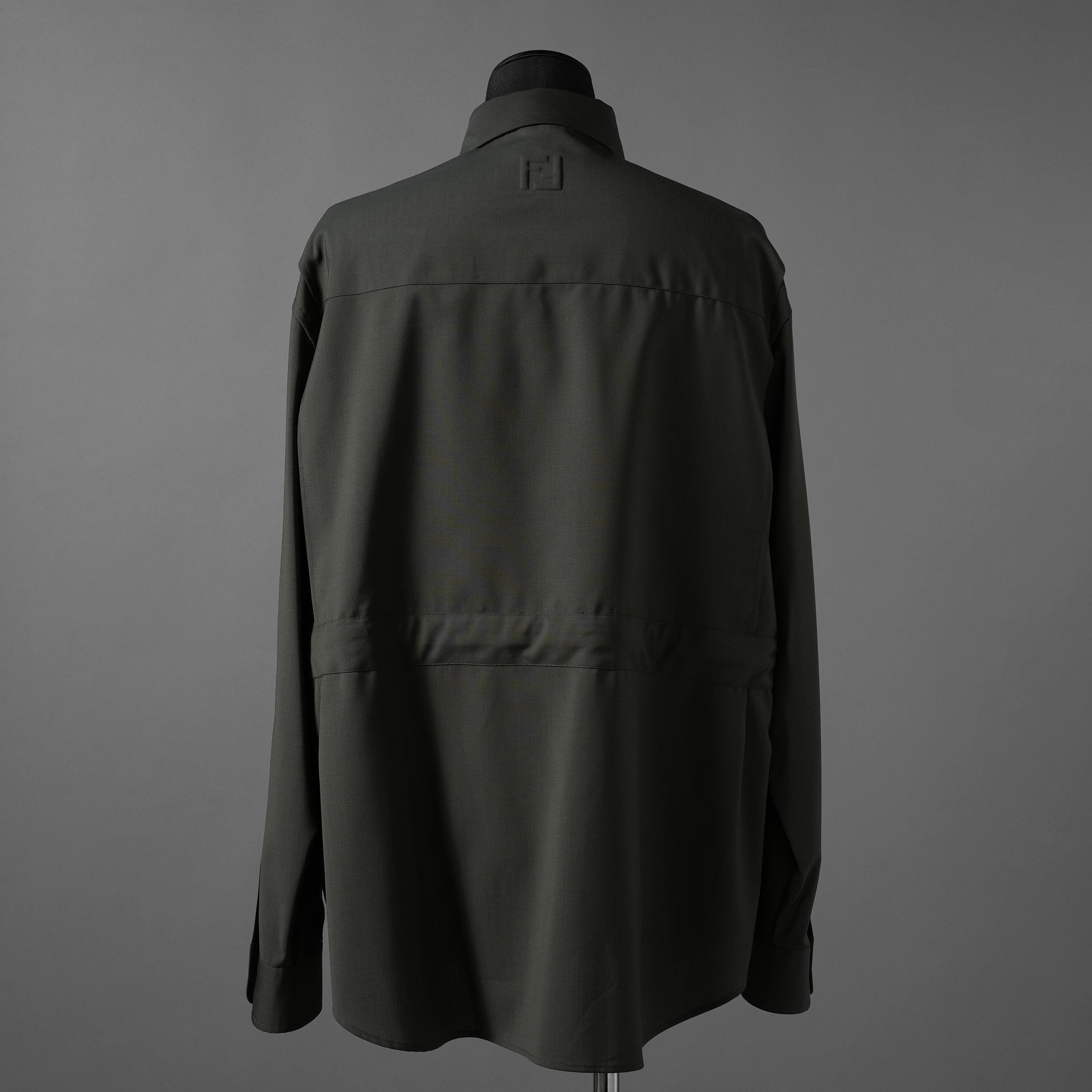 FENDI フェンディ / 24AW 美品 ロゴボタン ミリタリー ウールシャツ / 長袖シャツ / FW1319A5CH / size 48 (OLIVE GREEN)
