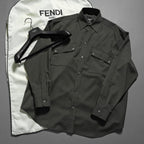 FENDI フェンディ / 24AW 美品 ロゴボタン ミリタリー ウールシャツ / 長袖シャツ / FW1319A5CH / size 48 (OLIVE GREEN)