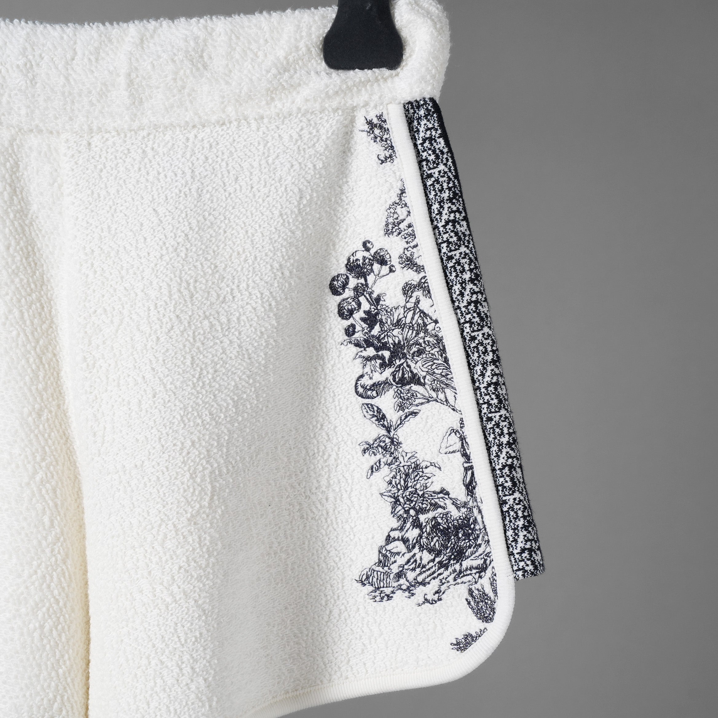 Christian Dior クリスチャンディオール / 22SS トワル ドゥ ジュイ  ロゴバンド ショートパンツ / コットンテリー / 213P17A4065 / size S (WHITE) レディース