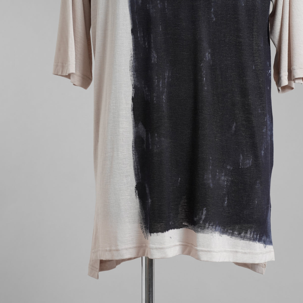 First Aid to the Injured ファースト エイド トゥ ザ インジュアード / 美品 24SS T-SHIRT 半袖Tシャツ / 124-311 / SIZE 2 (OATMEAL) 352211-in-ue