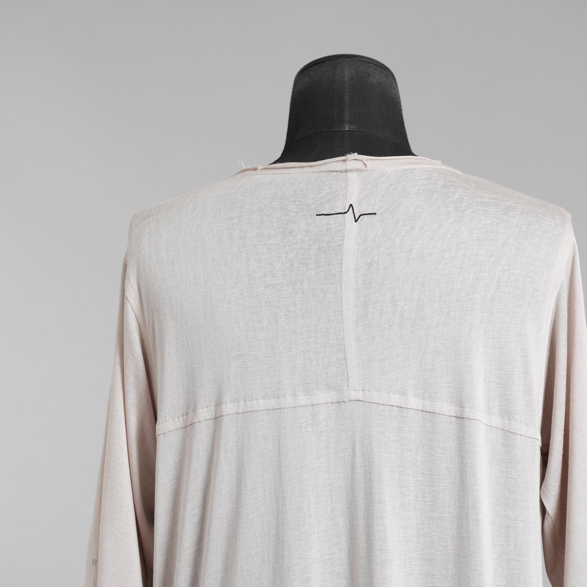 First Aid to the Injured ファースト エイド トゥ ザ インジュアード / 美品 24SS T-SHIRT 半袖Tシャツ / 124-311 / SIZE 2 (OATMEAL) 352211-in-ue