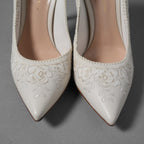 Gianvito Rossi ジャンヴィトロッシ / レース刺繍 ポインテッドトゥ パンプス 95mm / size 35.5 (22.5cm) NATURAL レディース シューズ