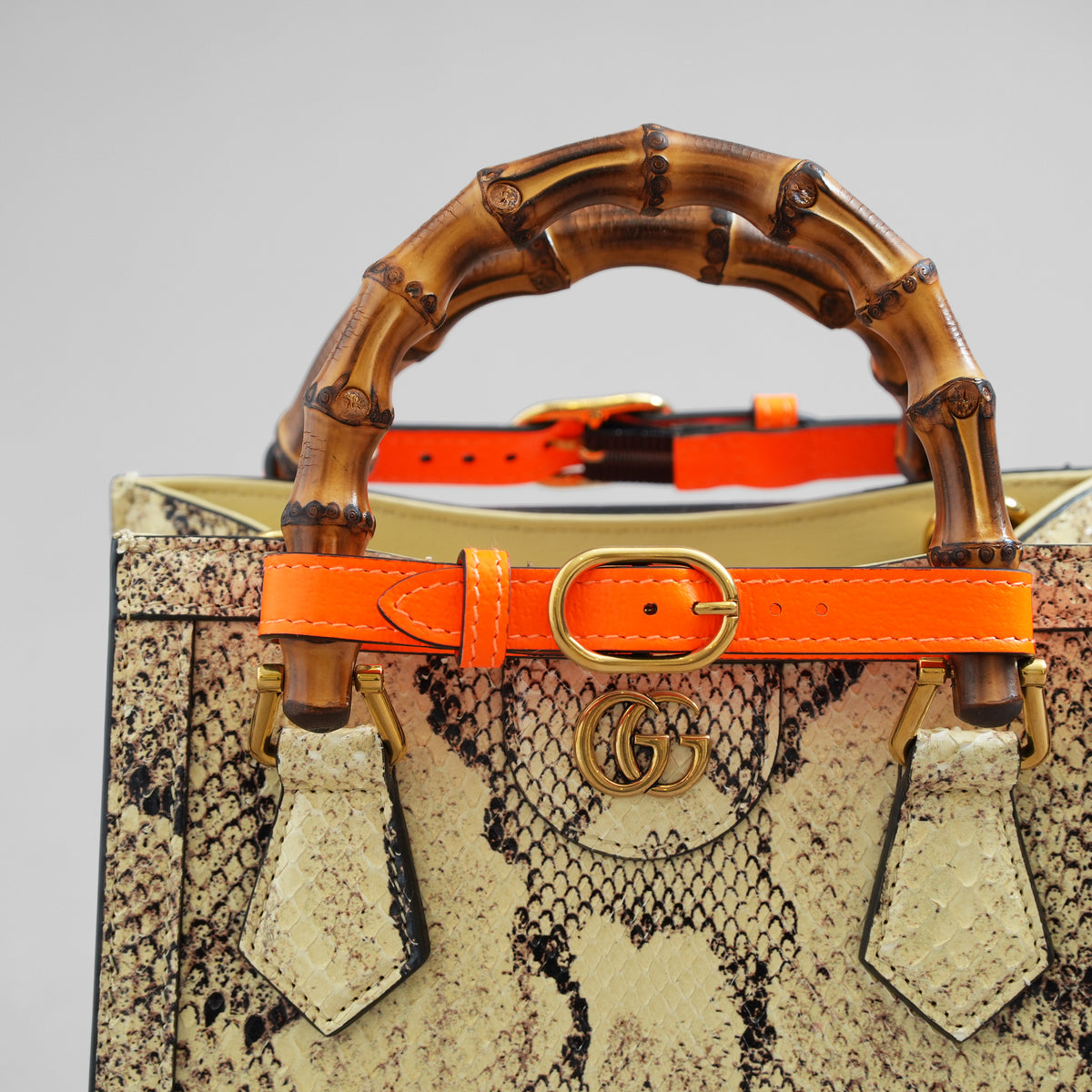 GUCCI グッチ / 希少 美品 2021年 グッチ ダイアナ パイソン ミニ  トートバッグ ショルダーバッグ / 655661 / PYTHON x ORENGE /   352213-izm