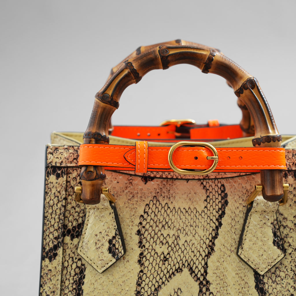 GUCCI グッチ / 希少 美品 2021年 グッチ ダイアナ パイソン ミニ  トートバッグ ショルダーバッグ / 655661 / PYTHON x ORENGE /   352213-izm