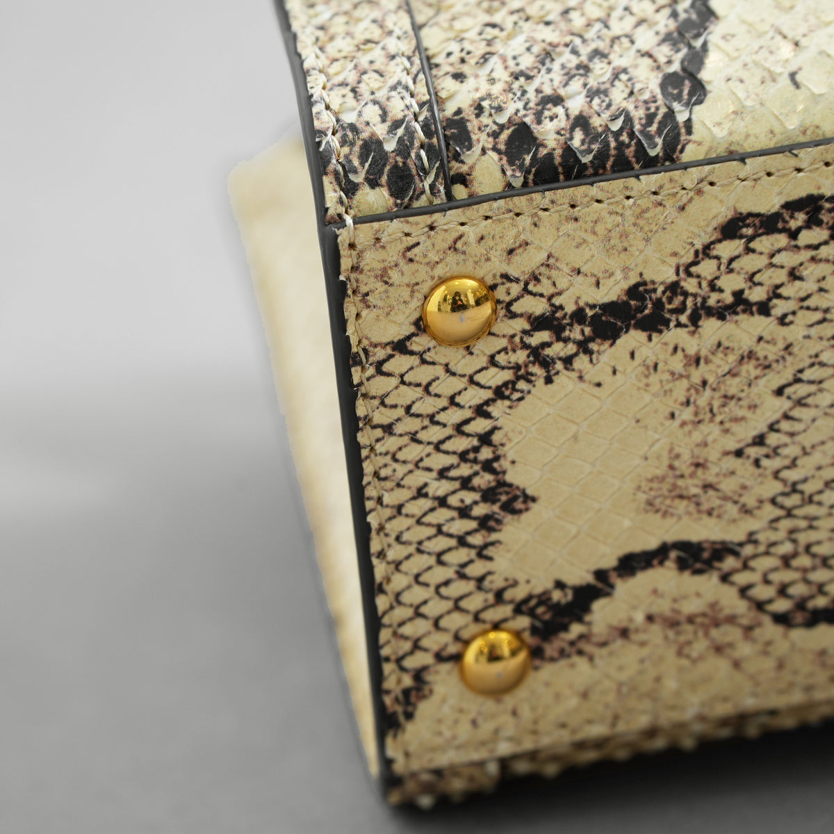 GUCCI グッチ / 希少 美品 2021年 グッチ ダイアナ パイソン ミニ  トートバッグ ショルダーバッグ / 655661 / PYTHON x ORENGE /   352213-izm