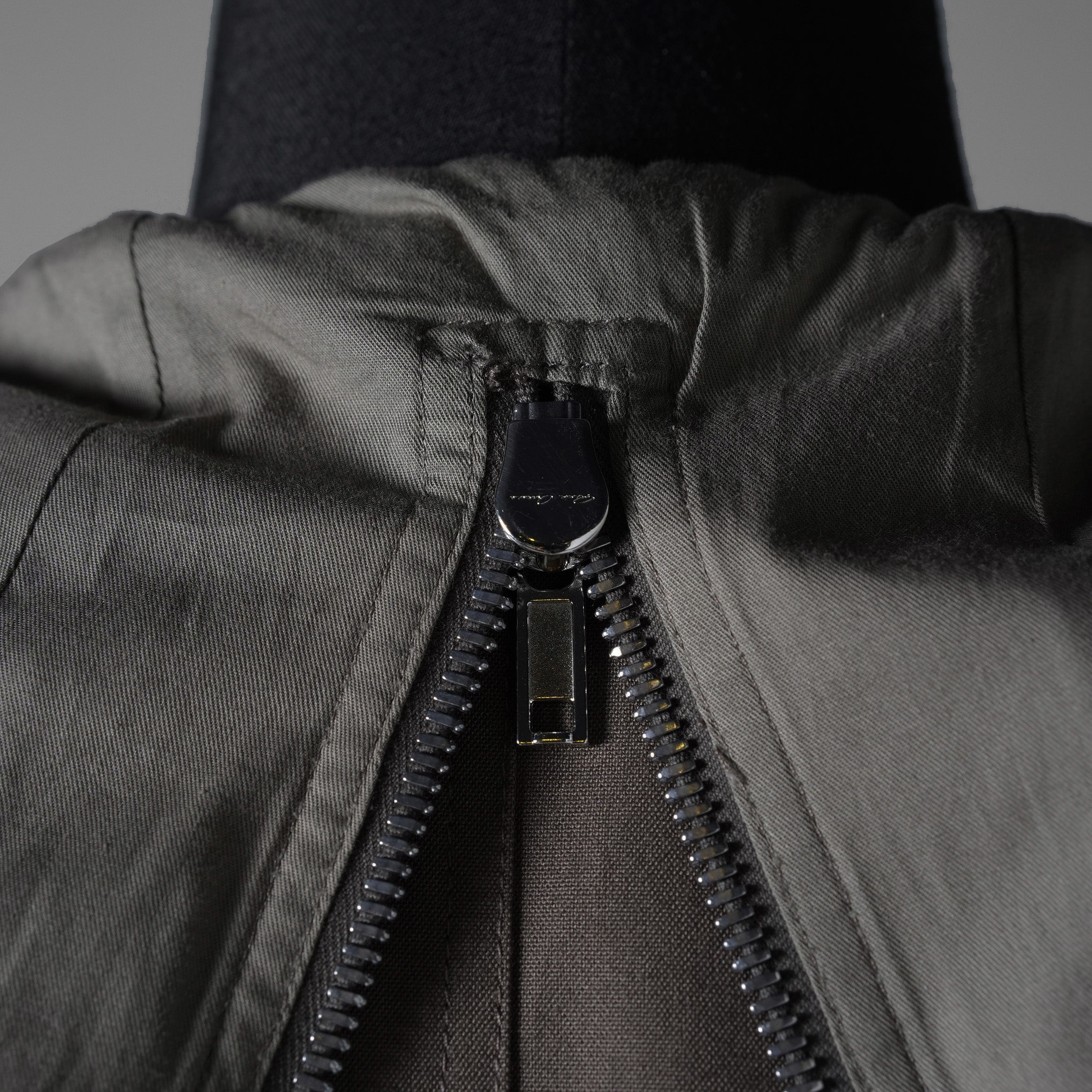 Rick Owensリックオウエンス / 美品 25SS Hollywood Headon Cropped Headon Parka / マウンテンパーカー ジャケット/ RL01E5718 CCVS / size 48 (SMOG)