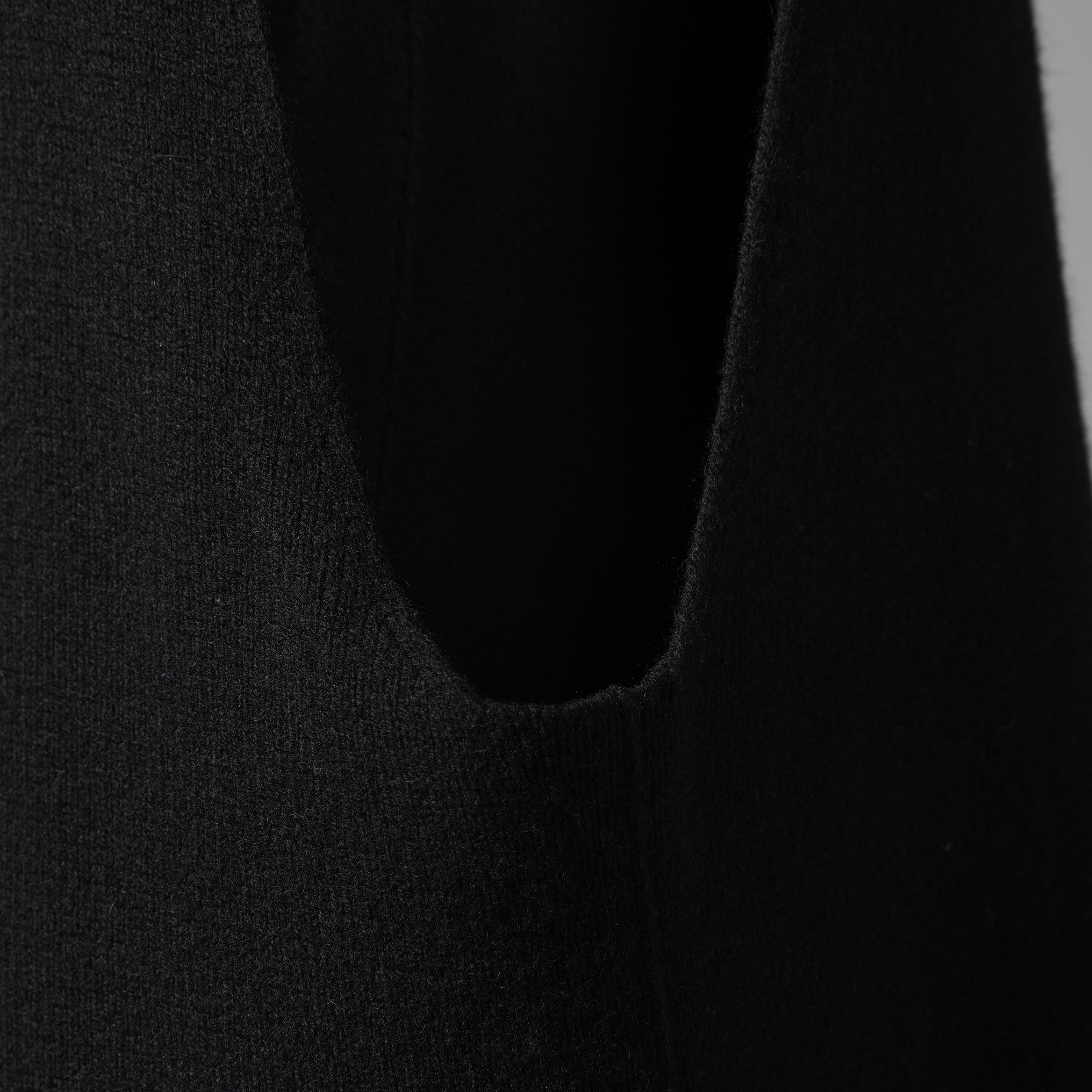 RICK OWENS リックオウエンス / 23AW LUXOR  V-tank Cashmere & Wool Sweater Vest ベスト / RR02C7683-CHWSR / size ONE (BLACK) ユニセックス