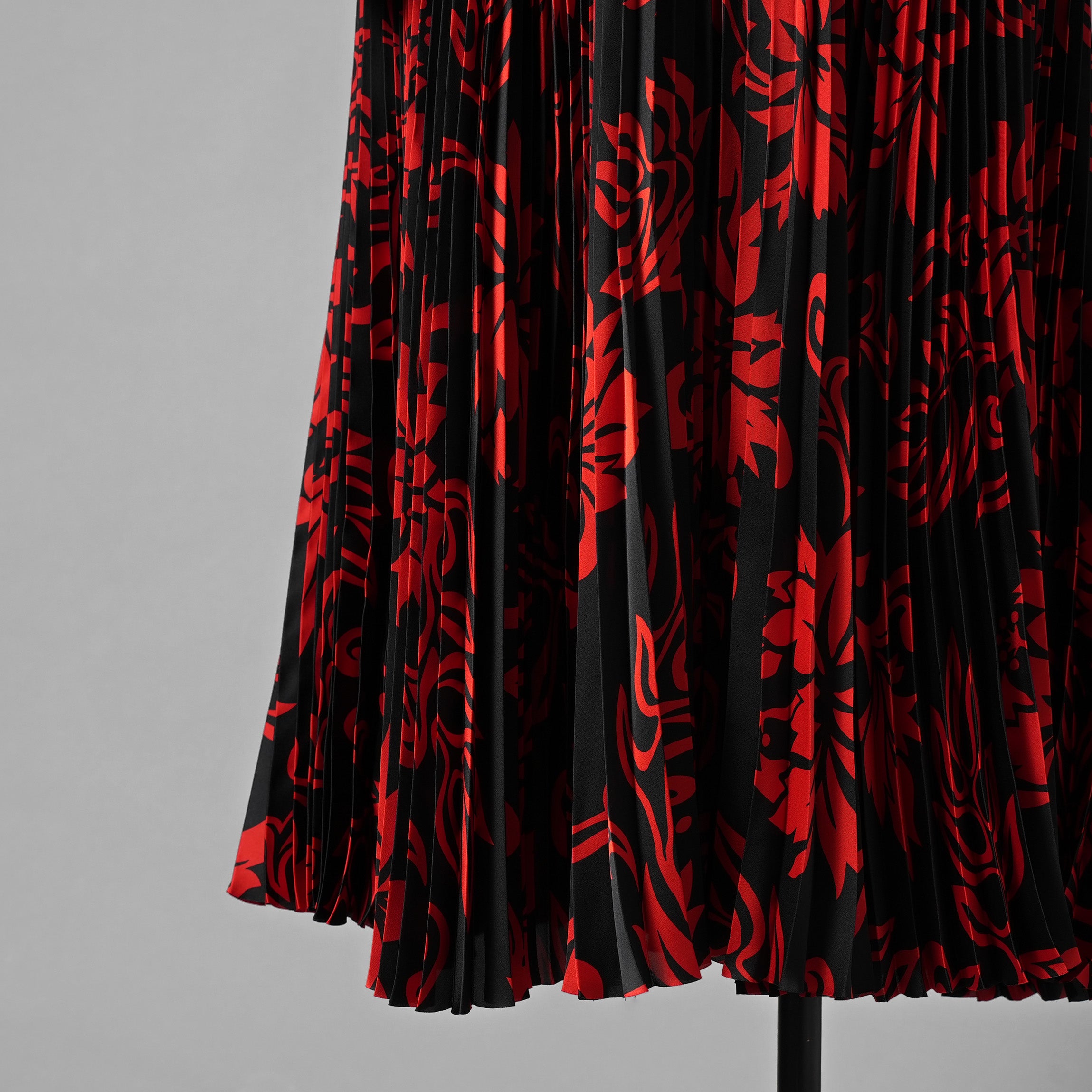 Sacai サカイ / 24SS 美品 Floral Print Cotton Jersey Dress / 花柄 ドッキング ドレス / ワンピース / 24-07058 / size 1 (NAVY x RED)
