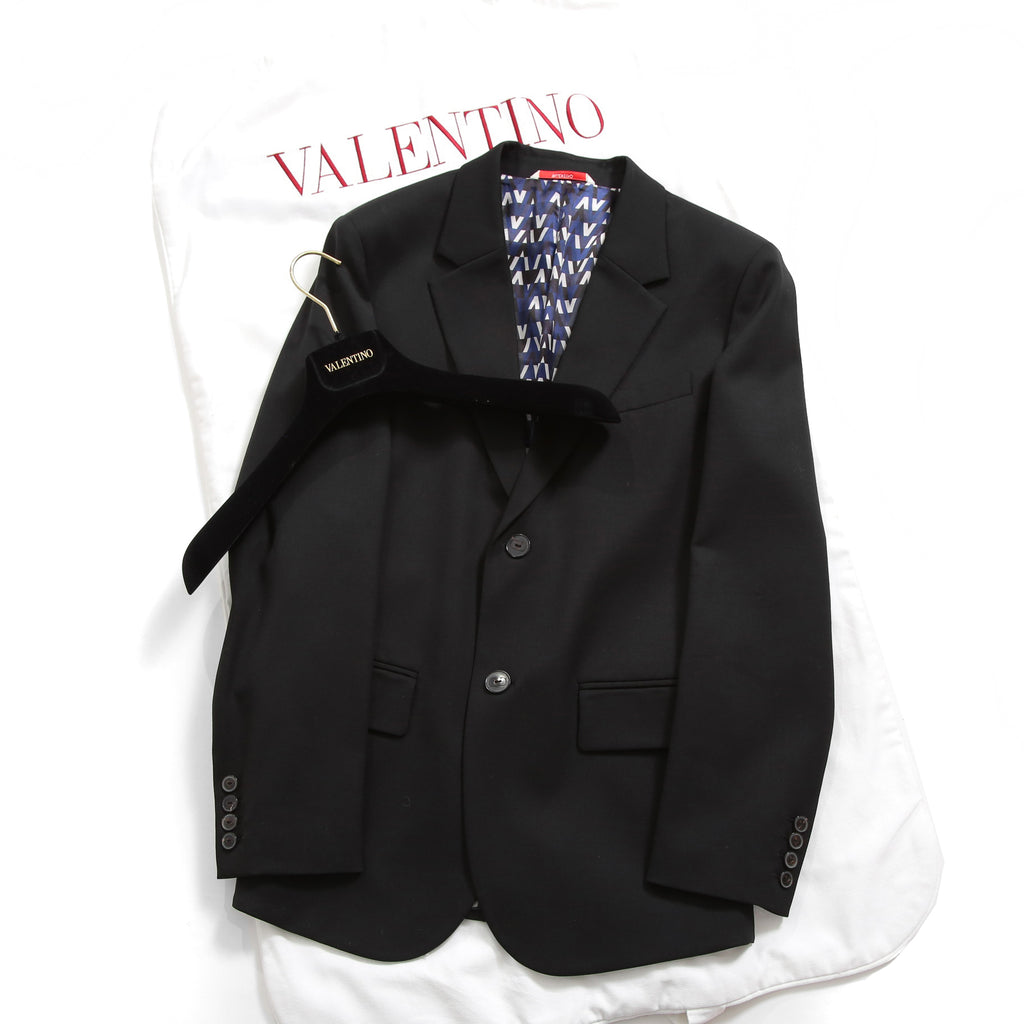 VALENTINO ヴァレンティノ / 現行モデル シングル ブレスト テーラード ジャケット / Vロゴ モノグラム 裏地 / ウール ブレザー /  XV3CED40804 598 / size 46 (BLACK)