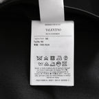 VALENTINO ヴァレンティノ / 現行モデル シングル ブレスト テーラード ジャケット / Vロゴ モノグラム 裏地 / ウール ブレザー /  XV3CED40804 598 / size 46 (BLACK)