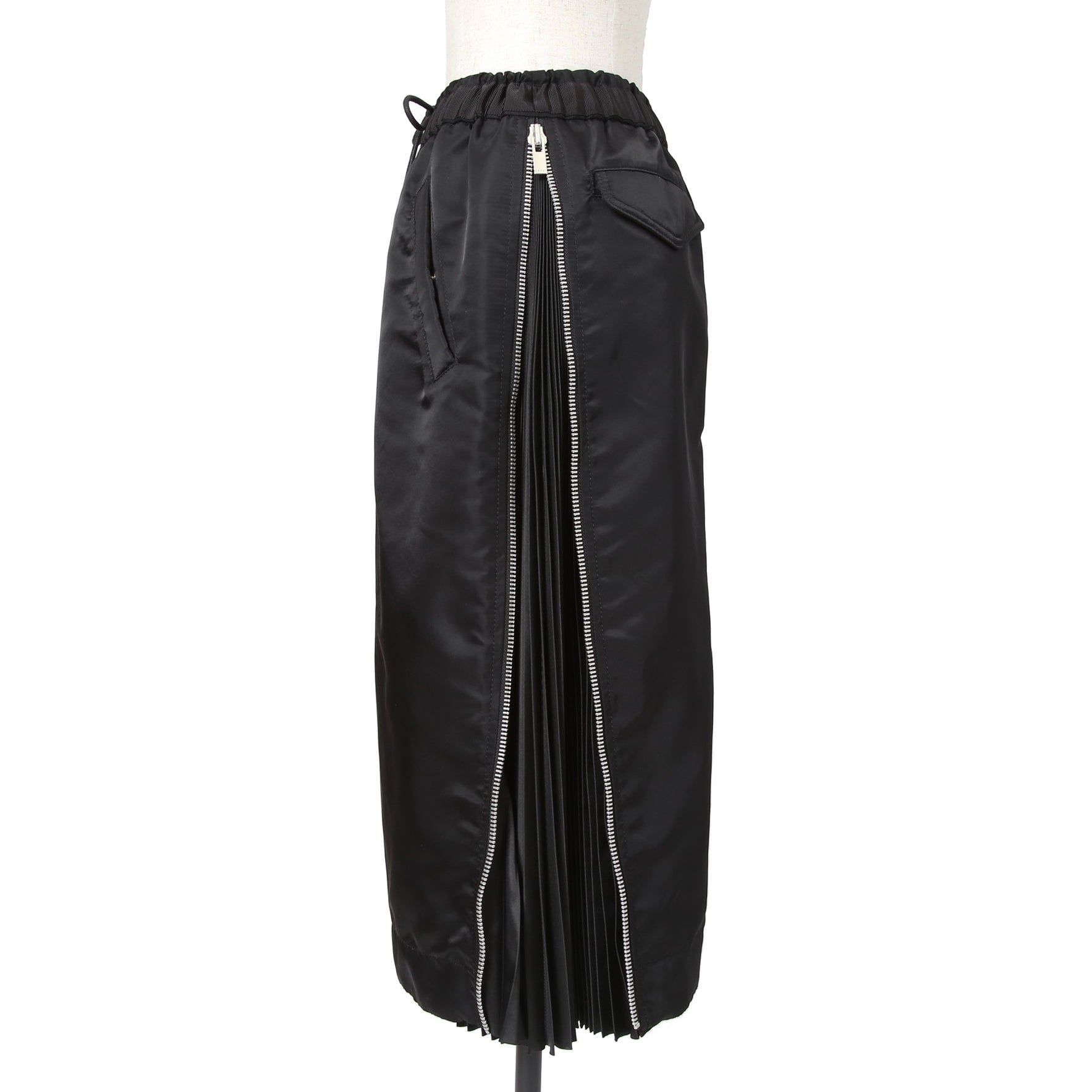 sacai サカイ / 美品 サイドプリーツ MA-1 スカート/ Nylon Twill Skirt / SCW-003 / size 2 (BLACK)