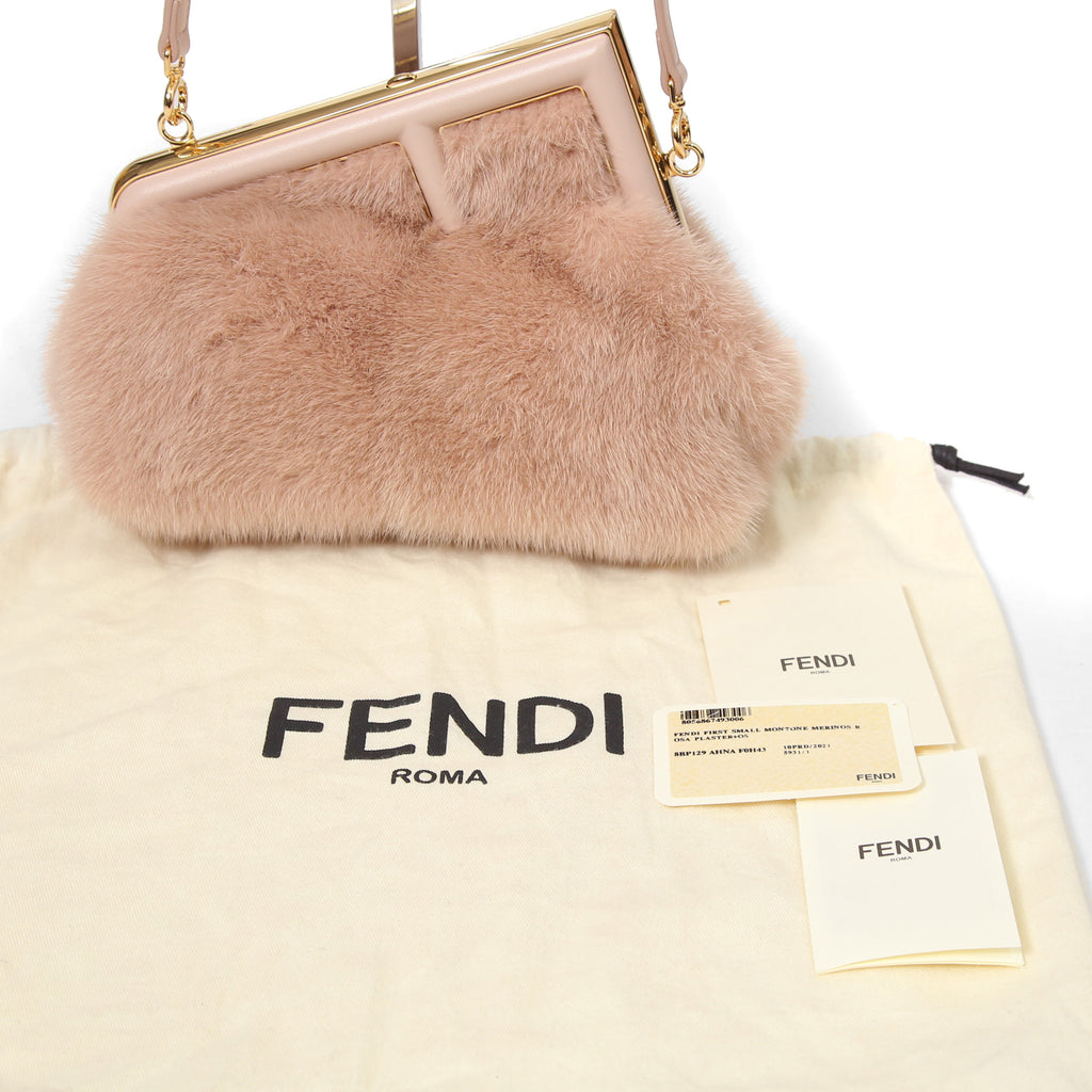 FENDI フェンディ / 2021年モデル 美品 ファースト スモール バッグ / シープ ムートン / PINK