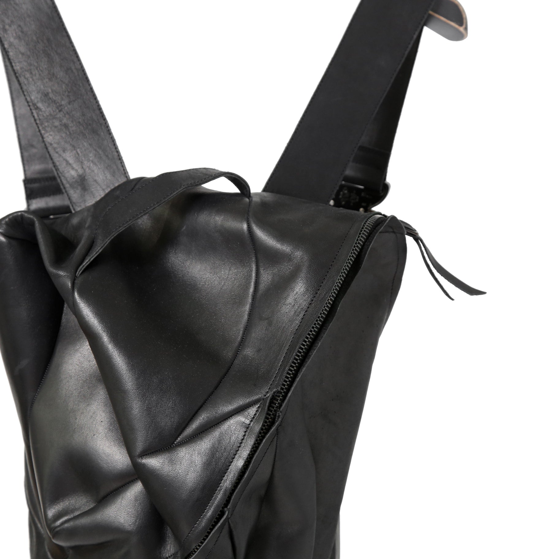 新品 LEON EMANUEL BLANCK レオンエマニュエル ブランク / GUIDI HORSE “Full grain” LEATHER / Distortion Pregnant Lady Backpack / BLACK リュック