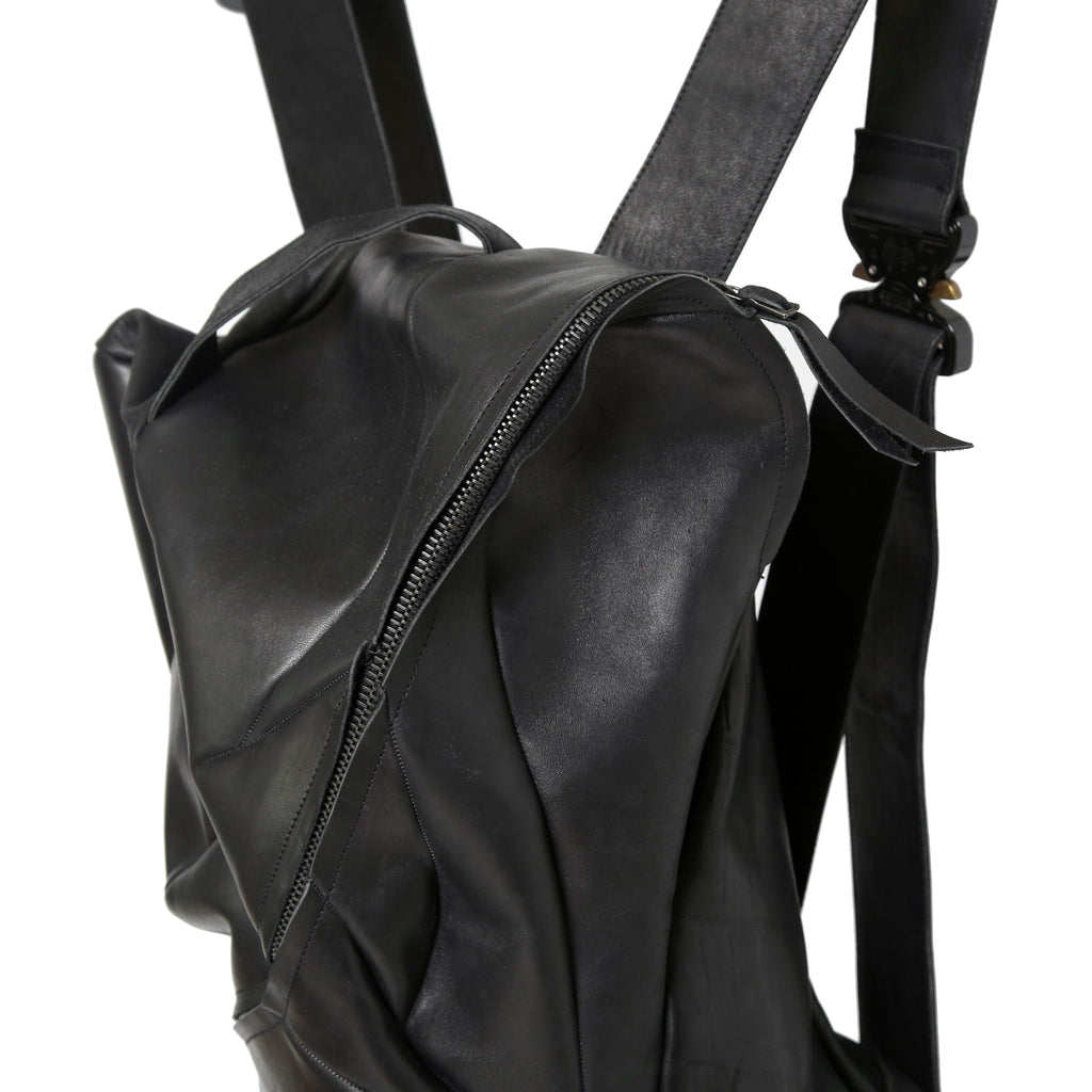 新品 LEON EMANUEL BLANCK レオンエマニュエル ブランク / GUIDI HORSE “Full grain” LEATHER / Distortion Pregnant Lady Backpack / BLACK リュック