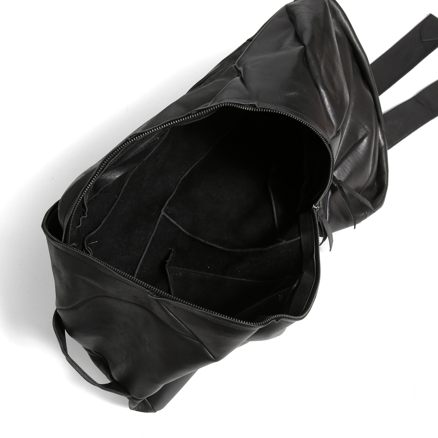 新品 LEON EMANUEL BLANCK レオンエマニュエル ブランク / GUIDI HORSE “Full grain” LEATHER / Distortion Pregnant Lady Backpack / BLACK リュック