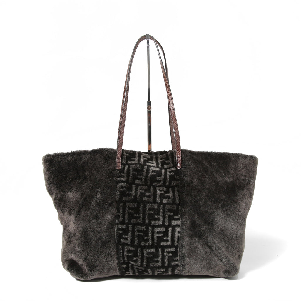 フェンディ / 2011年商品 美品 おまけ付 ズッカ柄 ムートン トート バッグ / SHOPING ROLL BAG MD / 8BH126 00EKE F0NCP / DARK GRAY