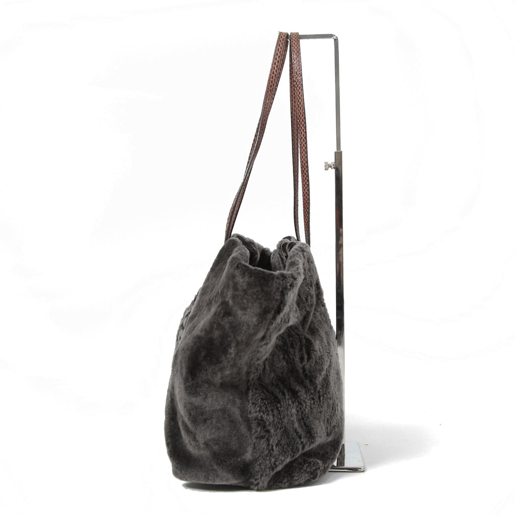 フェンディ / 2011年商品 美品 おまけ付 ズッカ柄 ムートン トート バッグ / SHOPING ROLL BAG MD / 8BH126 00EKE F0NCP / DARK GRAY