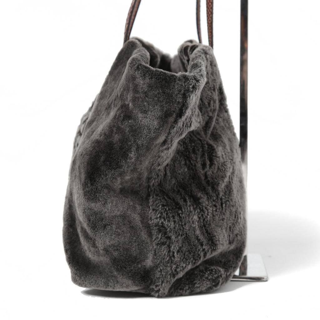フェンディ / 2011年商品 美品 おまけ付 ズッカ柄 ムートン トート バッグ / SHOPING ROLL BAG MD / 8BH126 00EKE F0NCP / DARK GRAY