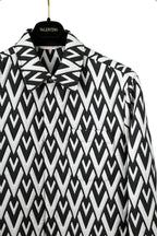 美品 VALENTINO ヴァレンティノ / Vロゴ モノグラム / オーバー シャツ ジャケット / ルーズフィット / size 44 (BLK x WHT)